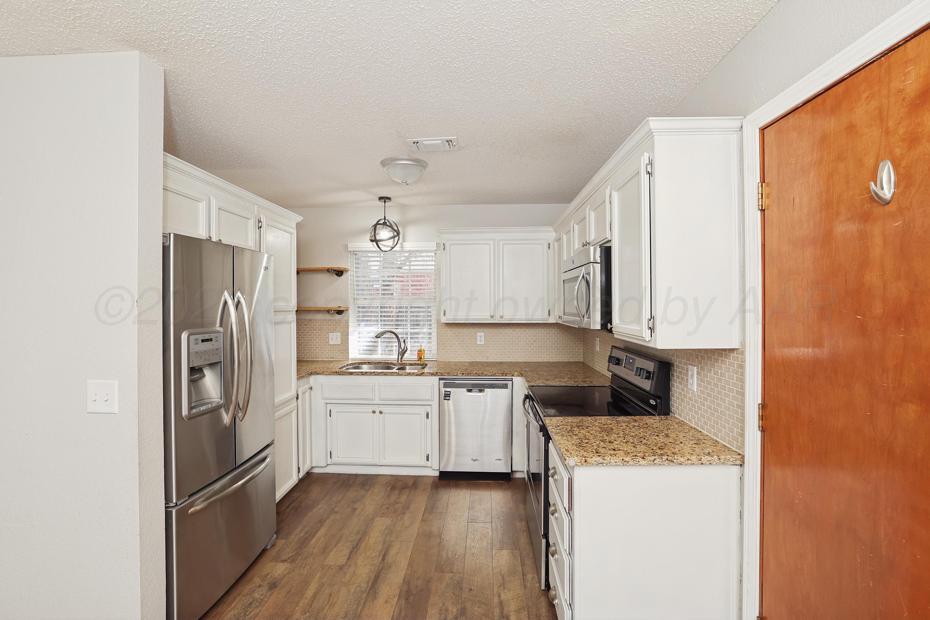 1005 Sterling Drive Property Photo 8