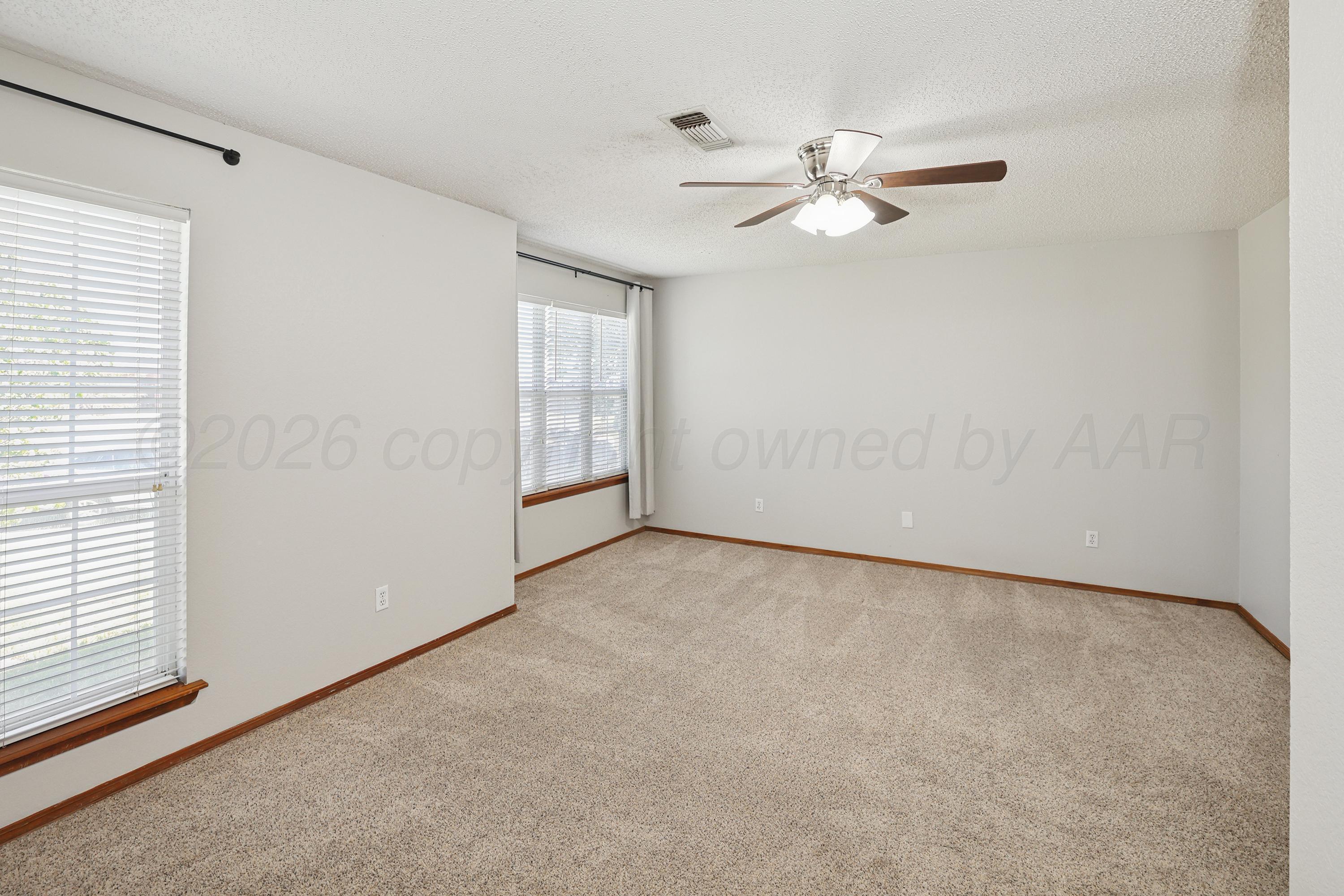 1005 Sterling Drive Property Photo 11