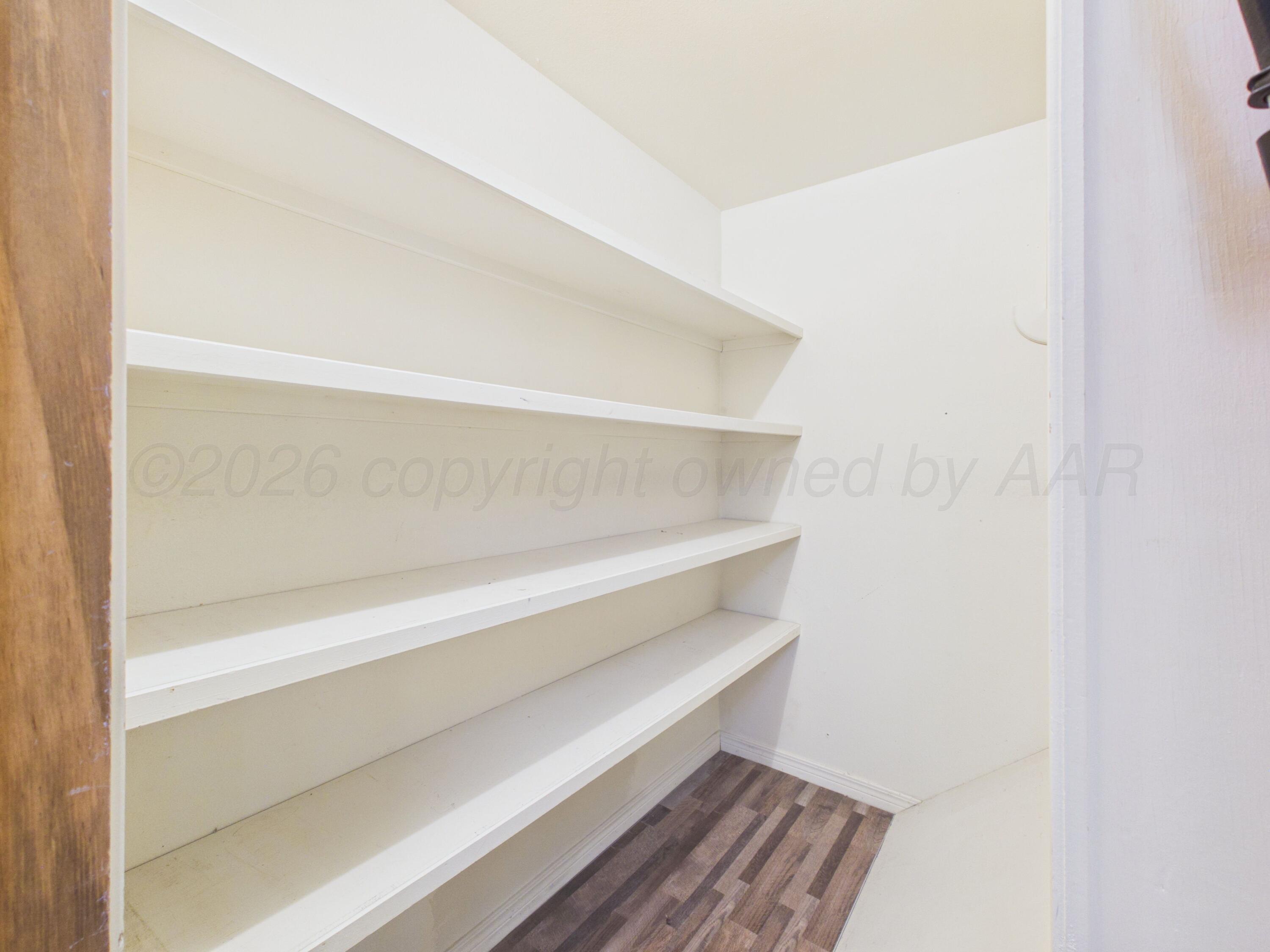 6810 Montague Drive Property Photo 7