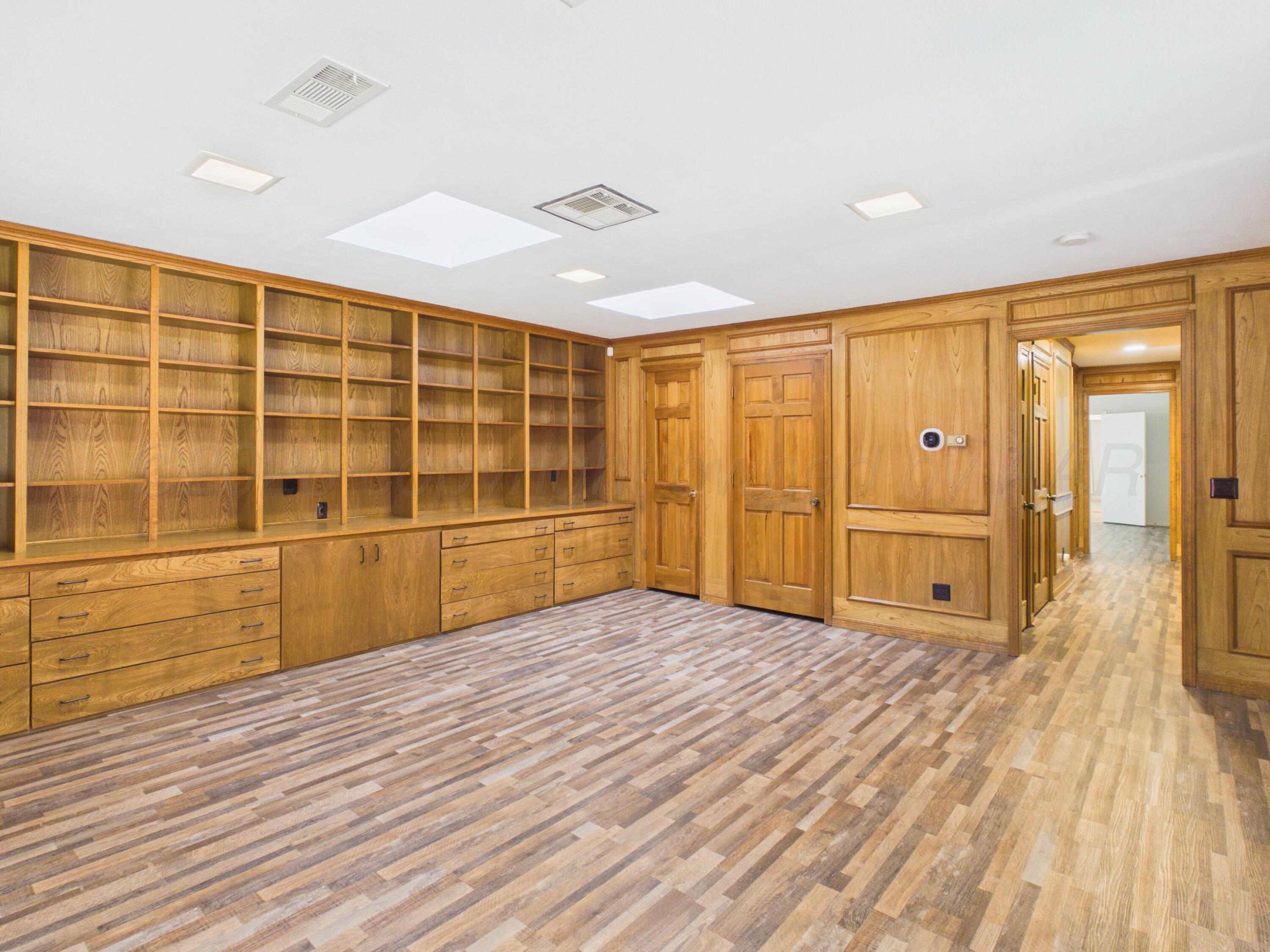 6810 Montague Drive Property Photo 31