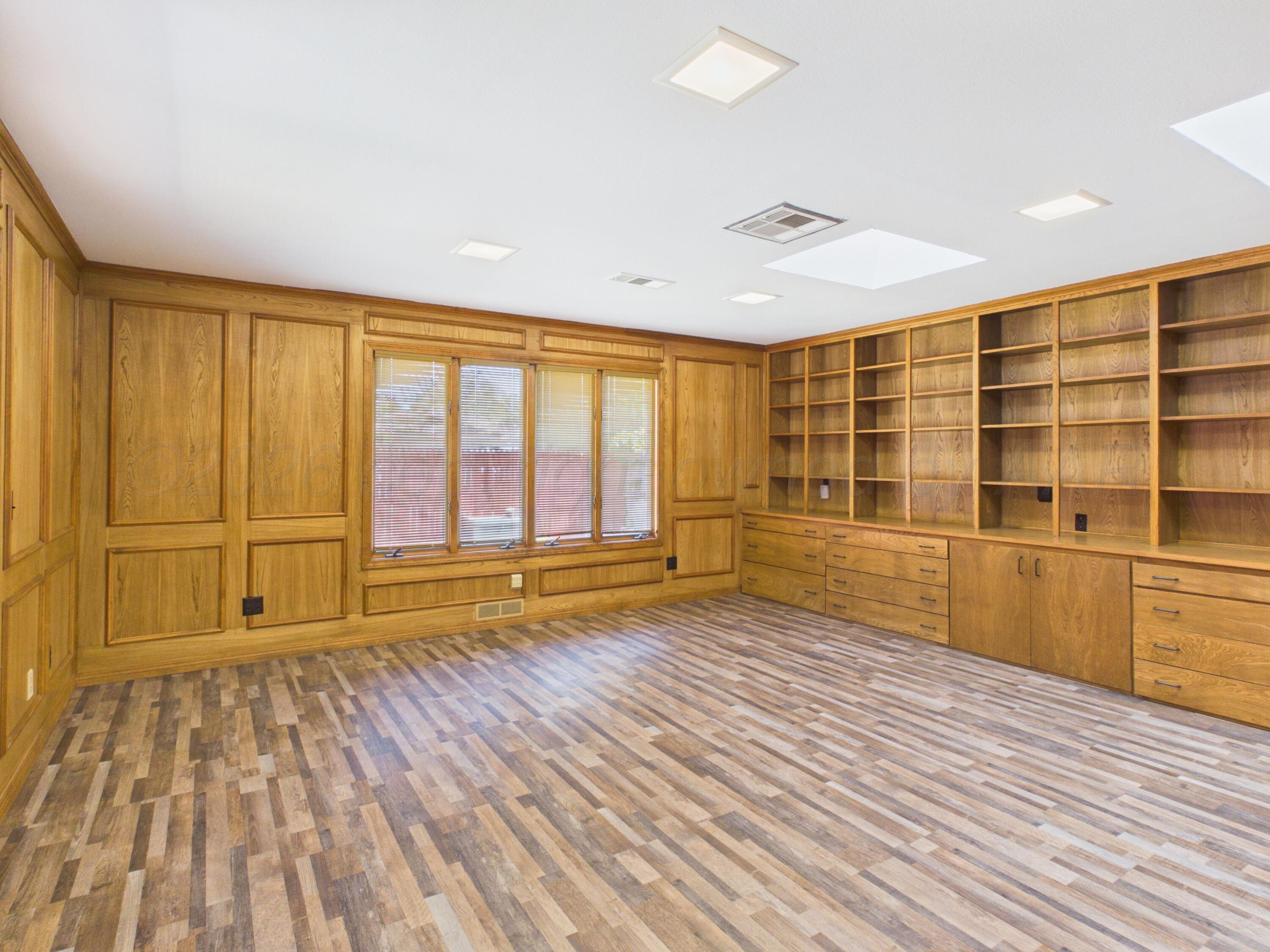 6810 Montague Drive Property Photo 32
