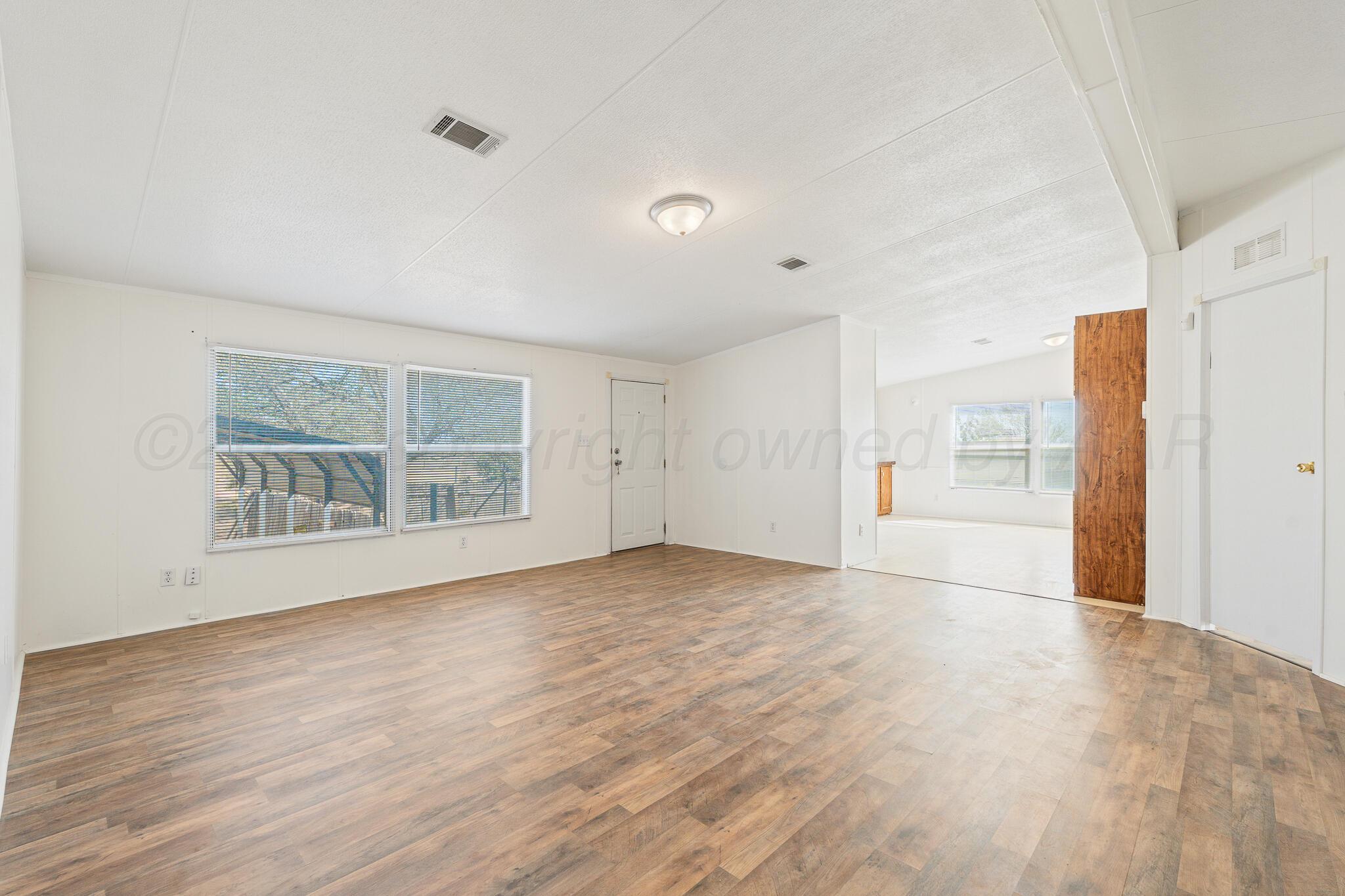 22001 Davison Drive Property Photo 3