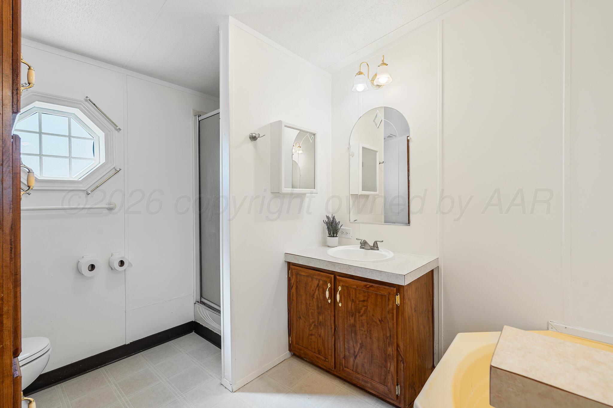 22001 Davison Drive Property Photo 14