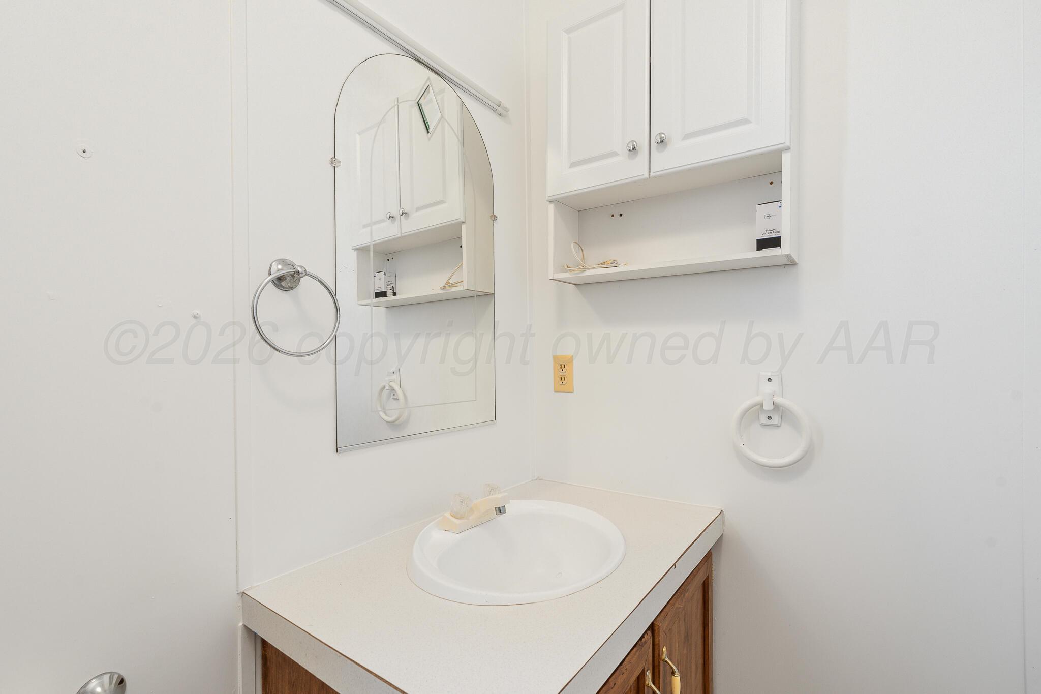 22001 Davison Drive Property Photo 17