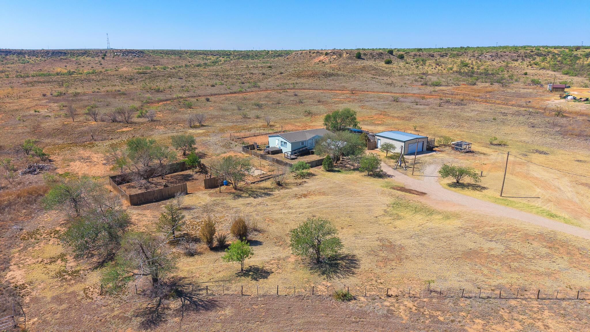 22001 Davison Drive Property Photo 39