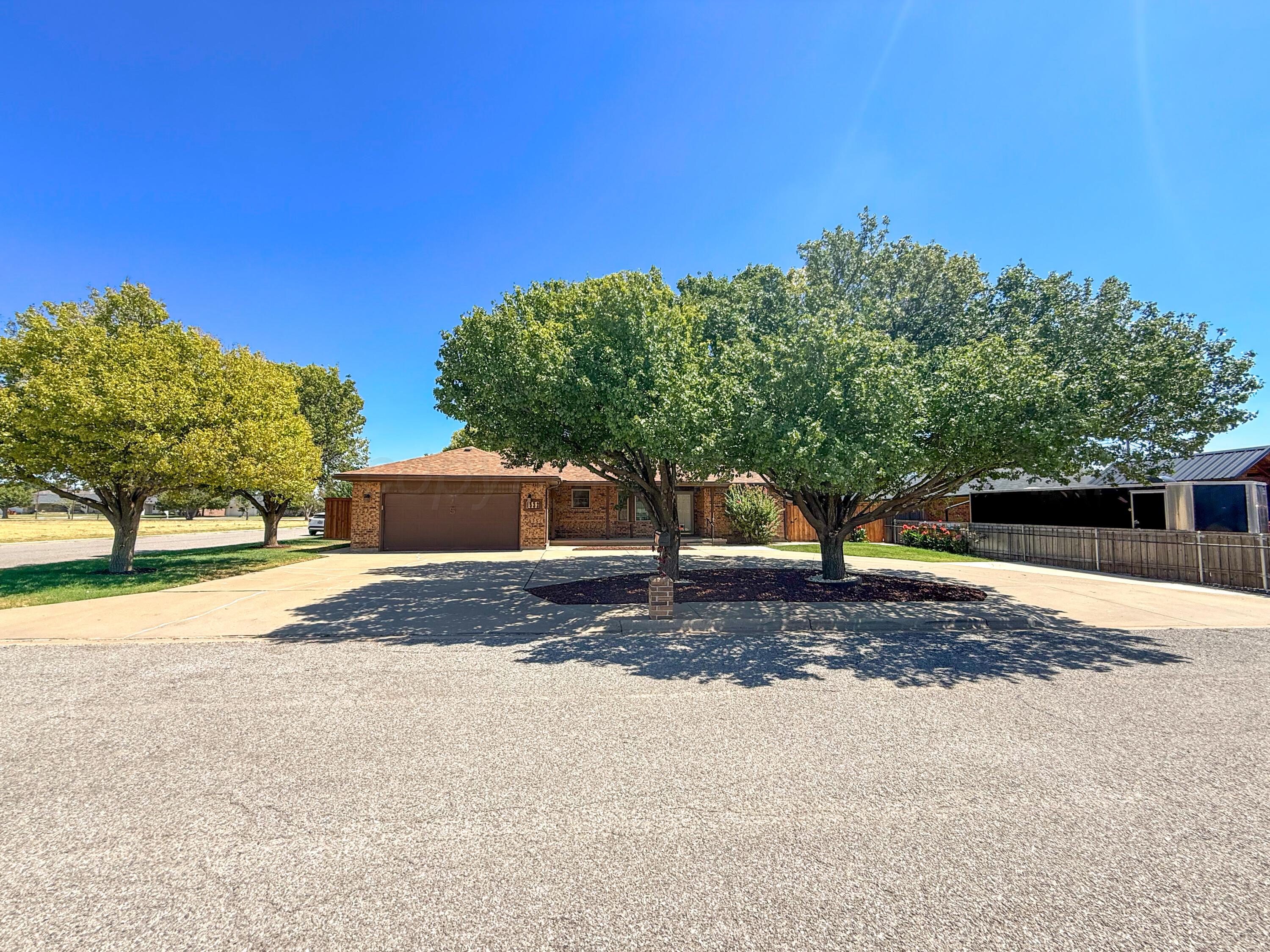 1532 N Wells Street Property Photo 4