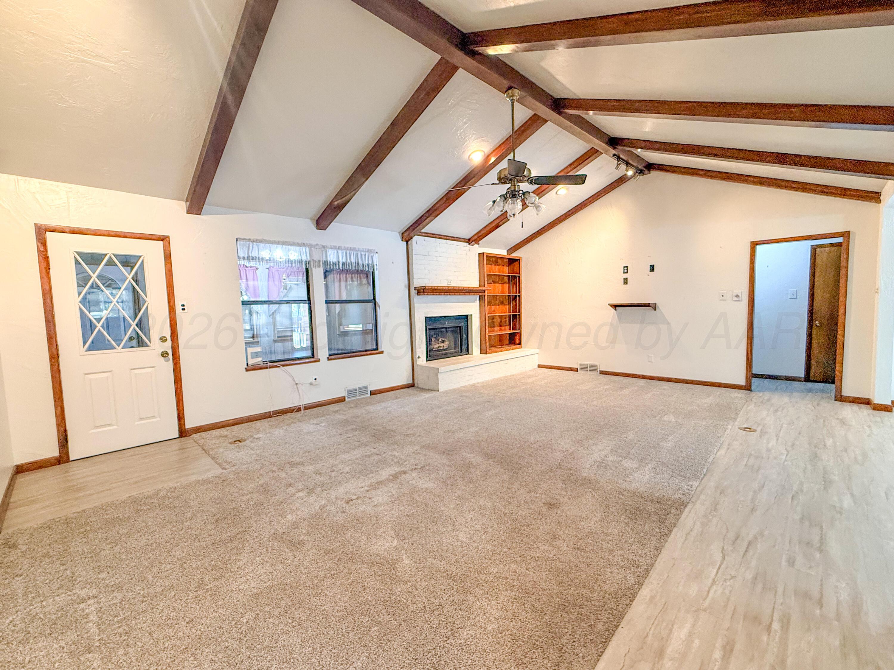 1532 N Wells Street Property Photo 17
