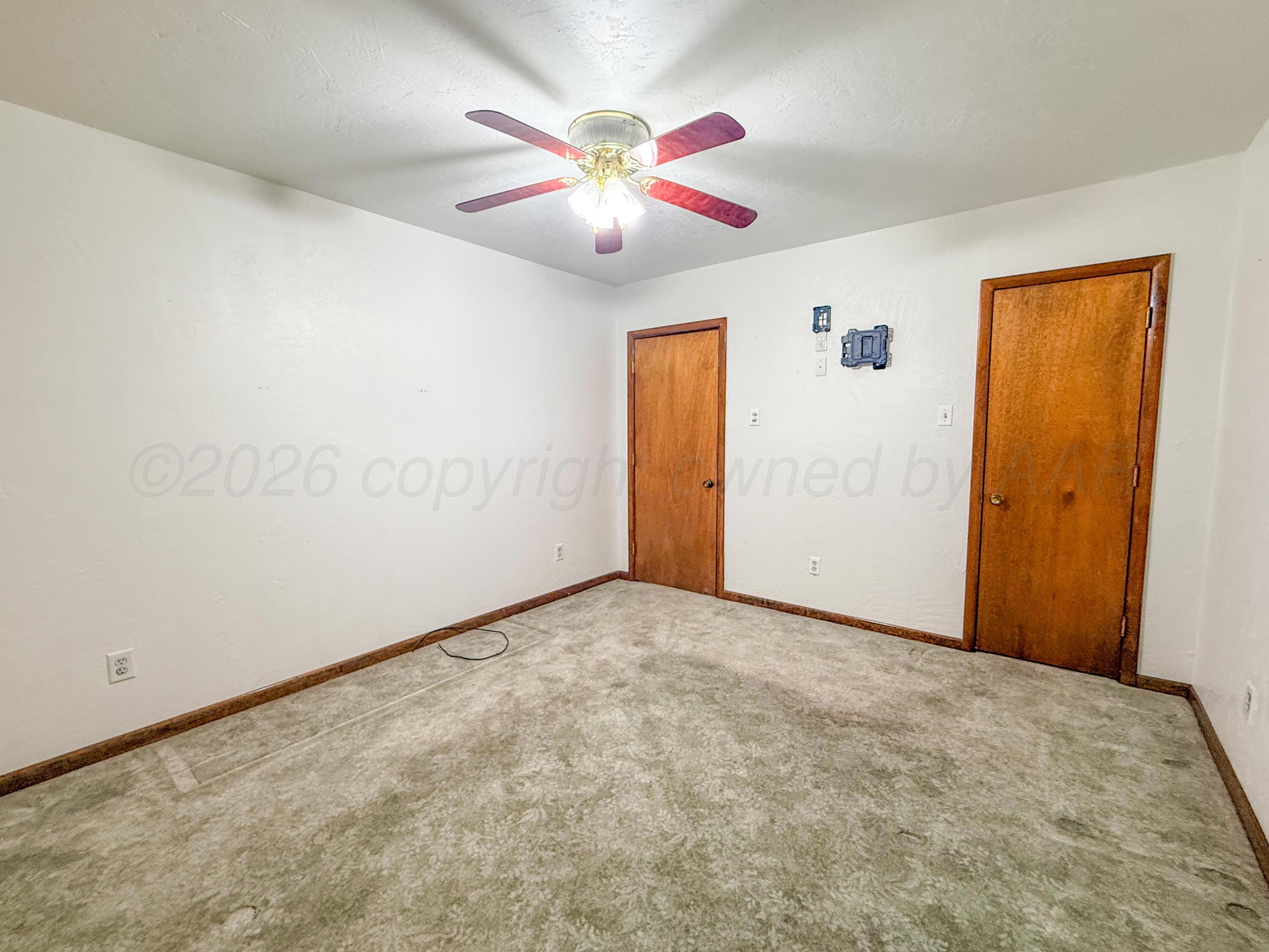 1532 N Wells Street Property Photo 20
