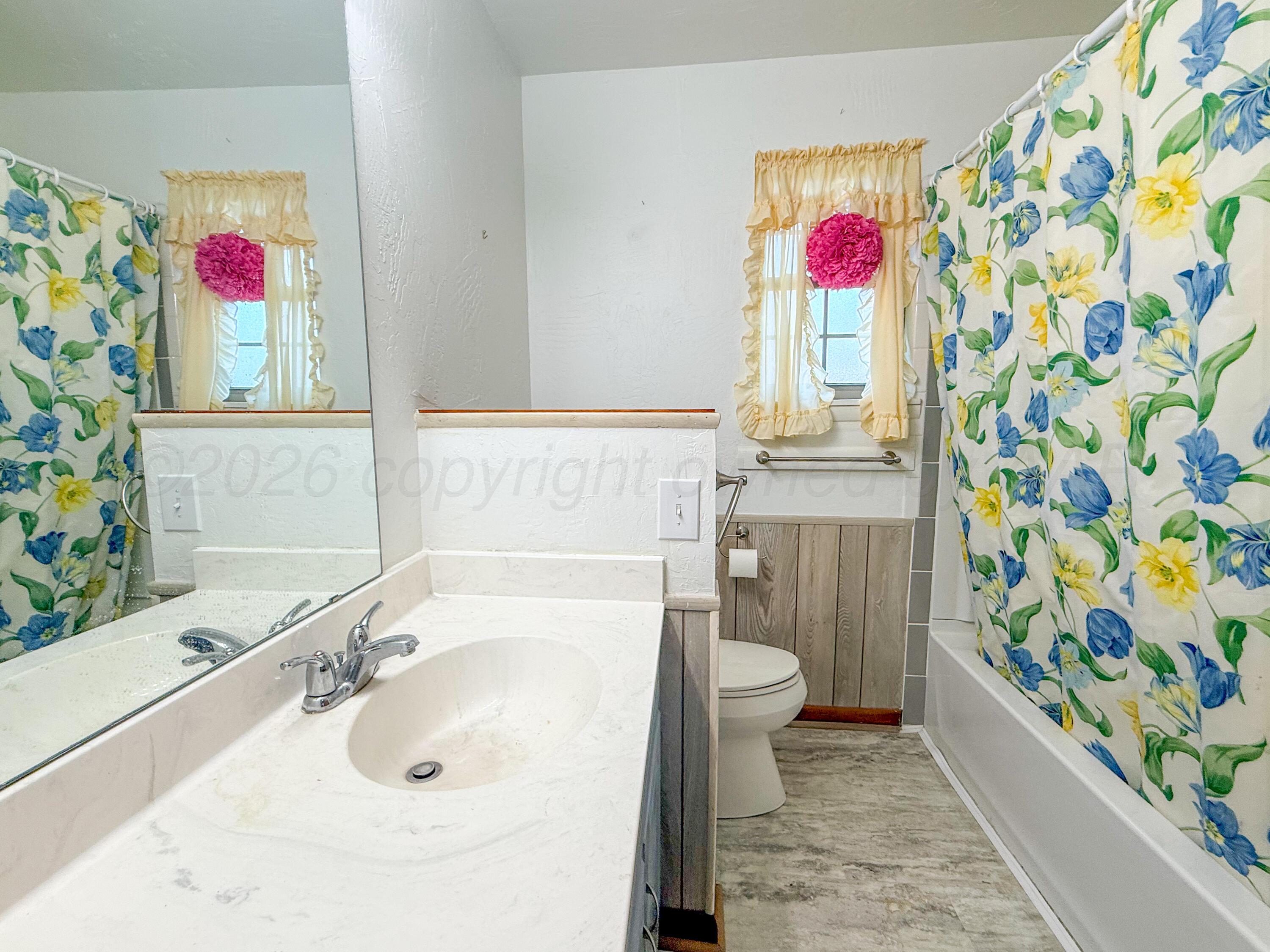 1532 N Wells Street Property Photo 24
