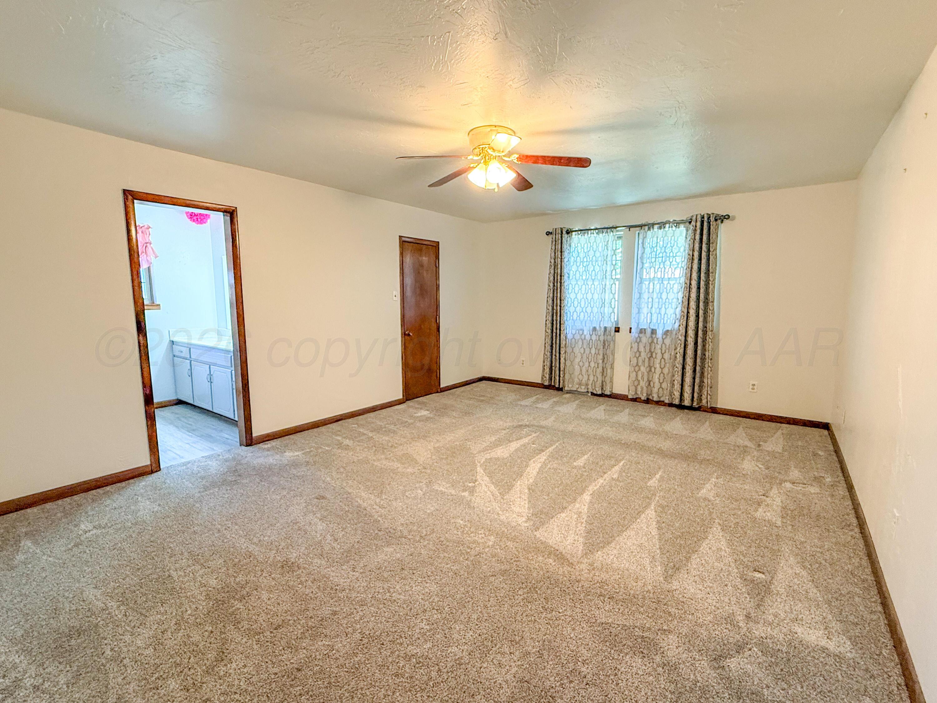1532 N Wells Street Property Photo 33