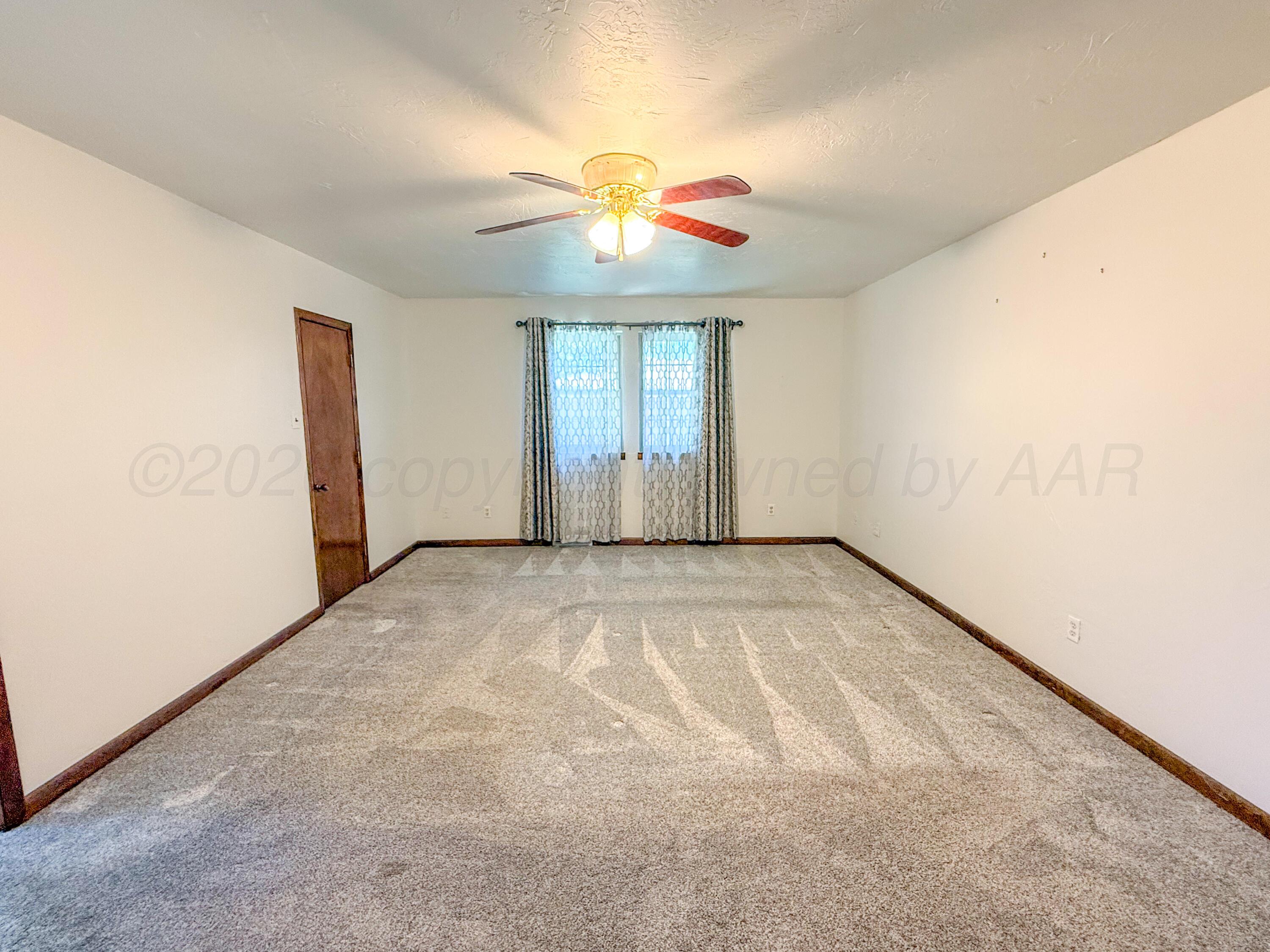 1532 N Wells Street Property Photo 34