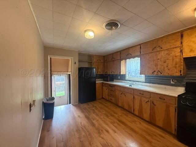 818 E Main Street Property Photo 5
