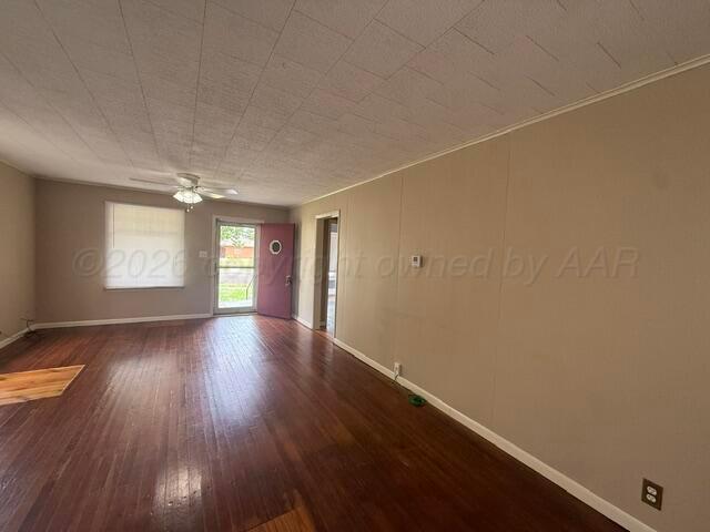818 E Main Street Property Photo 8