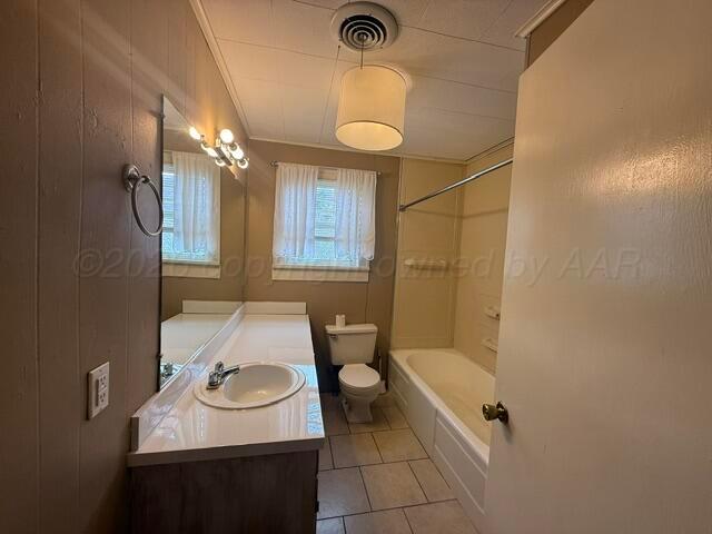 818 E Main Street Property Photo 12