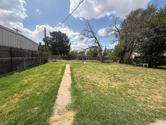 818 E Main Street Property Photo 24