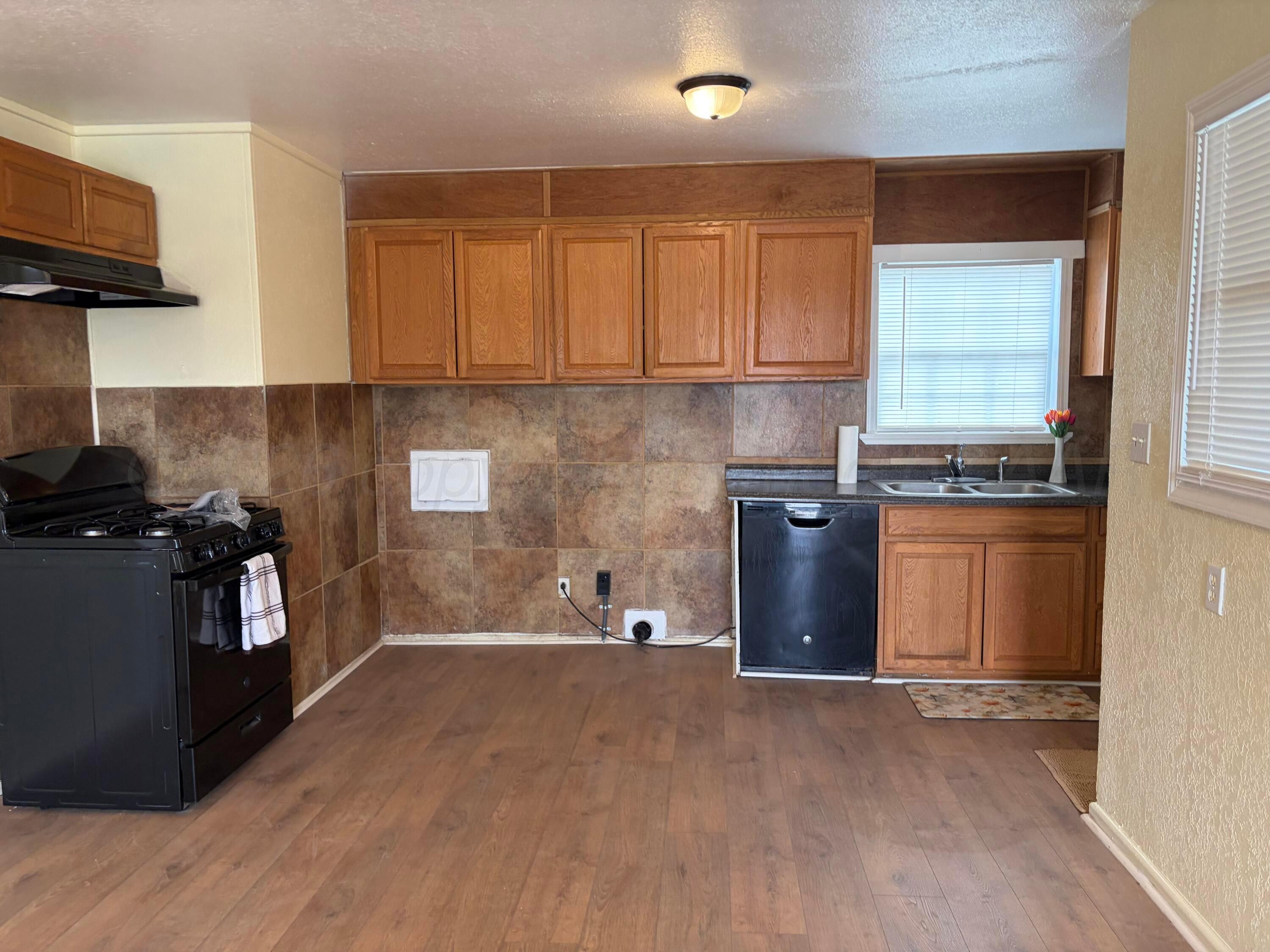 1012 Harper Avenue Property Photo 21