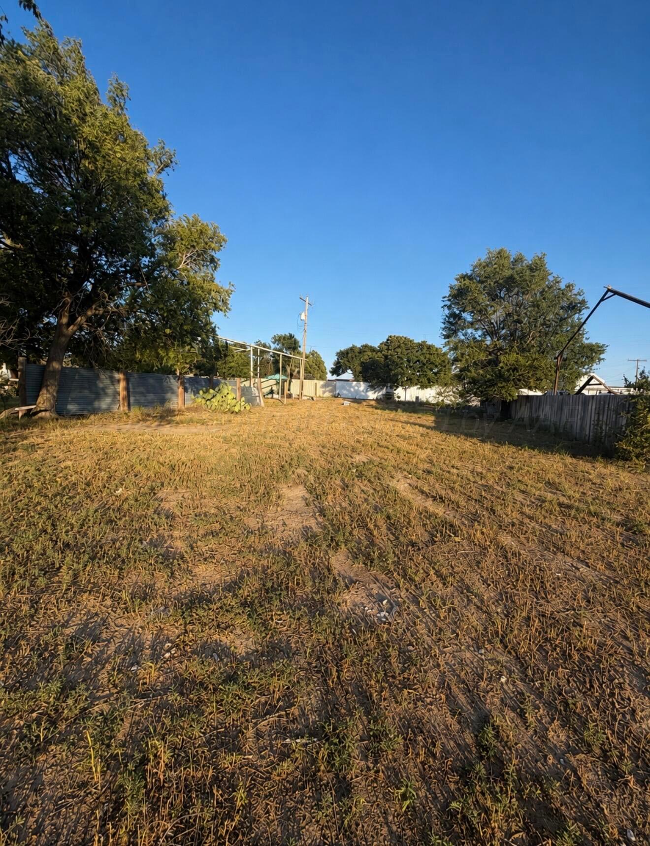 104 W Dallas Street Property Photo 2