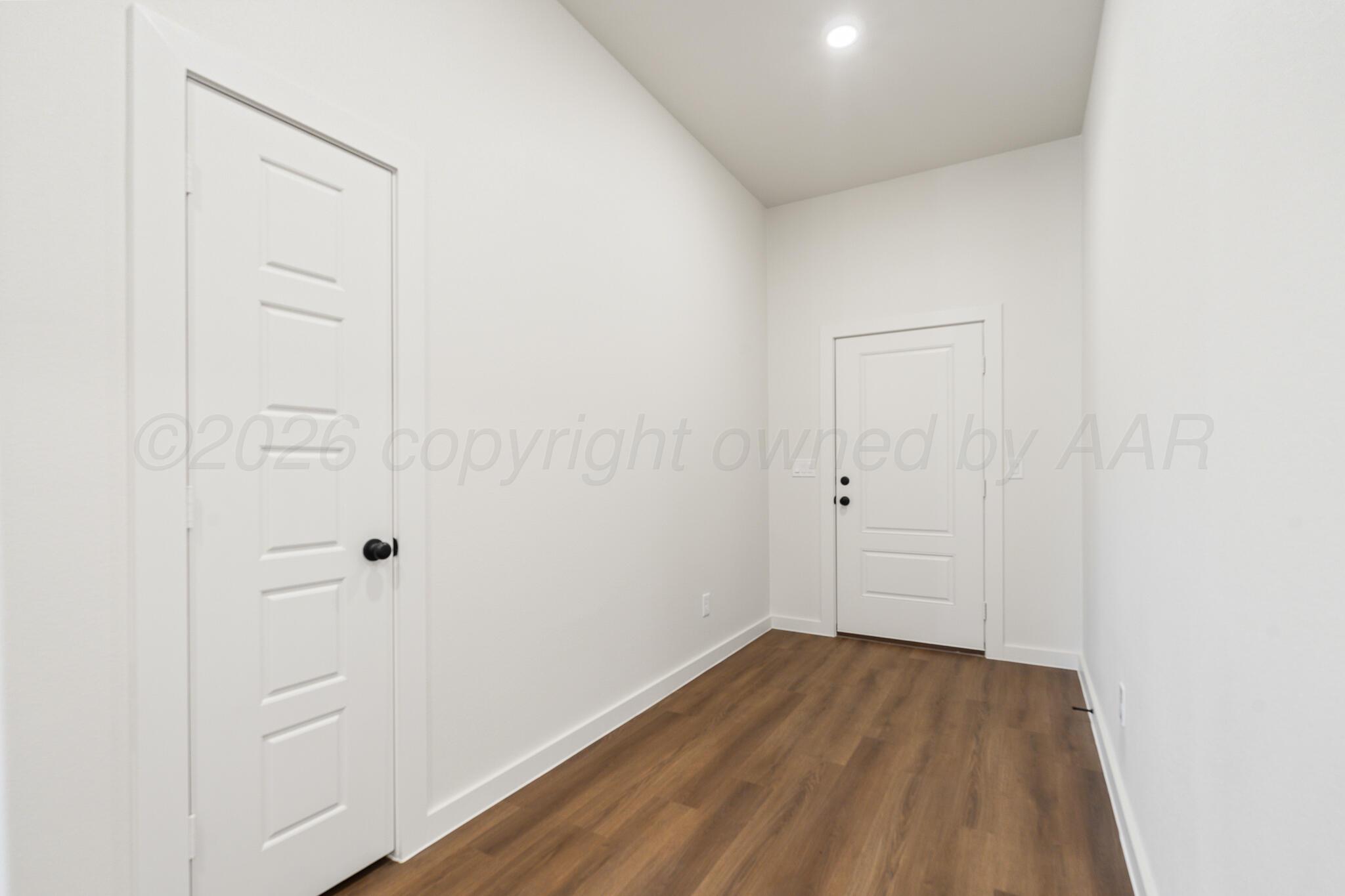 9106 Bunkhouse Road Property Photo 6