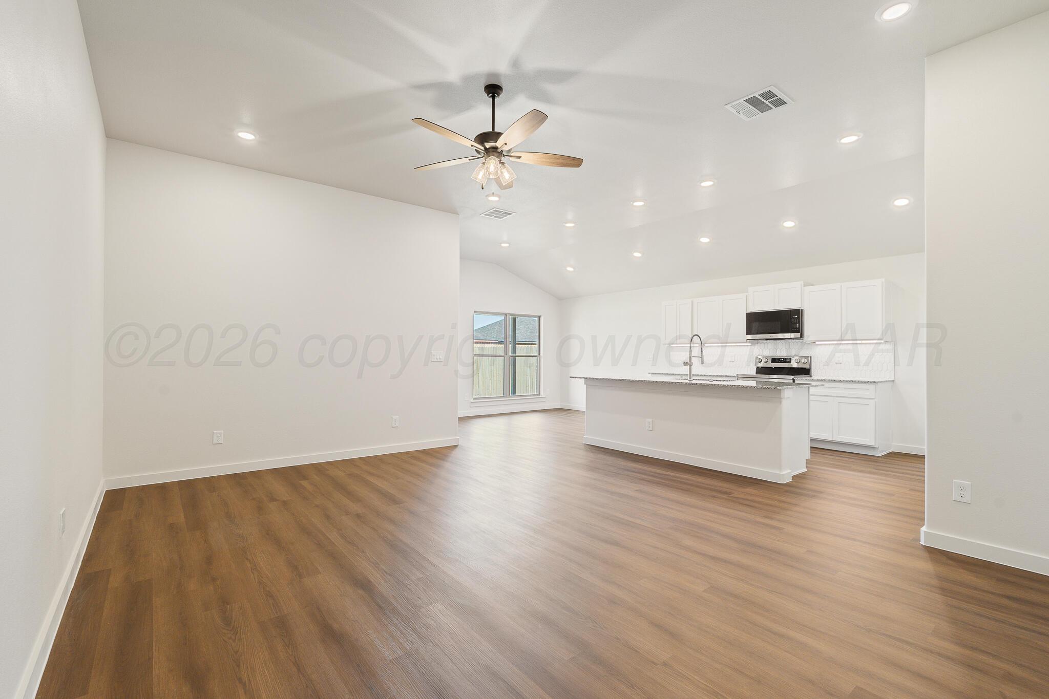 9106 Bunkhouse Road Property Photo 9