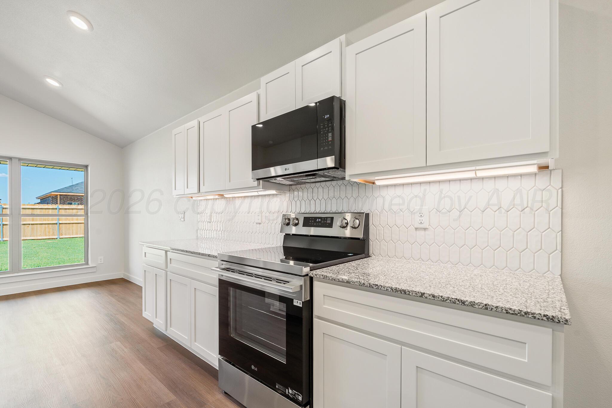 9106 Bunkhouse Road Property Photo 13