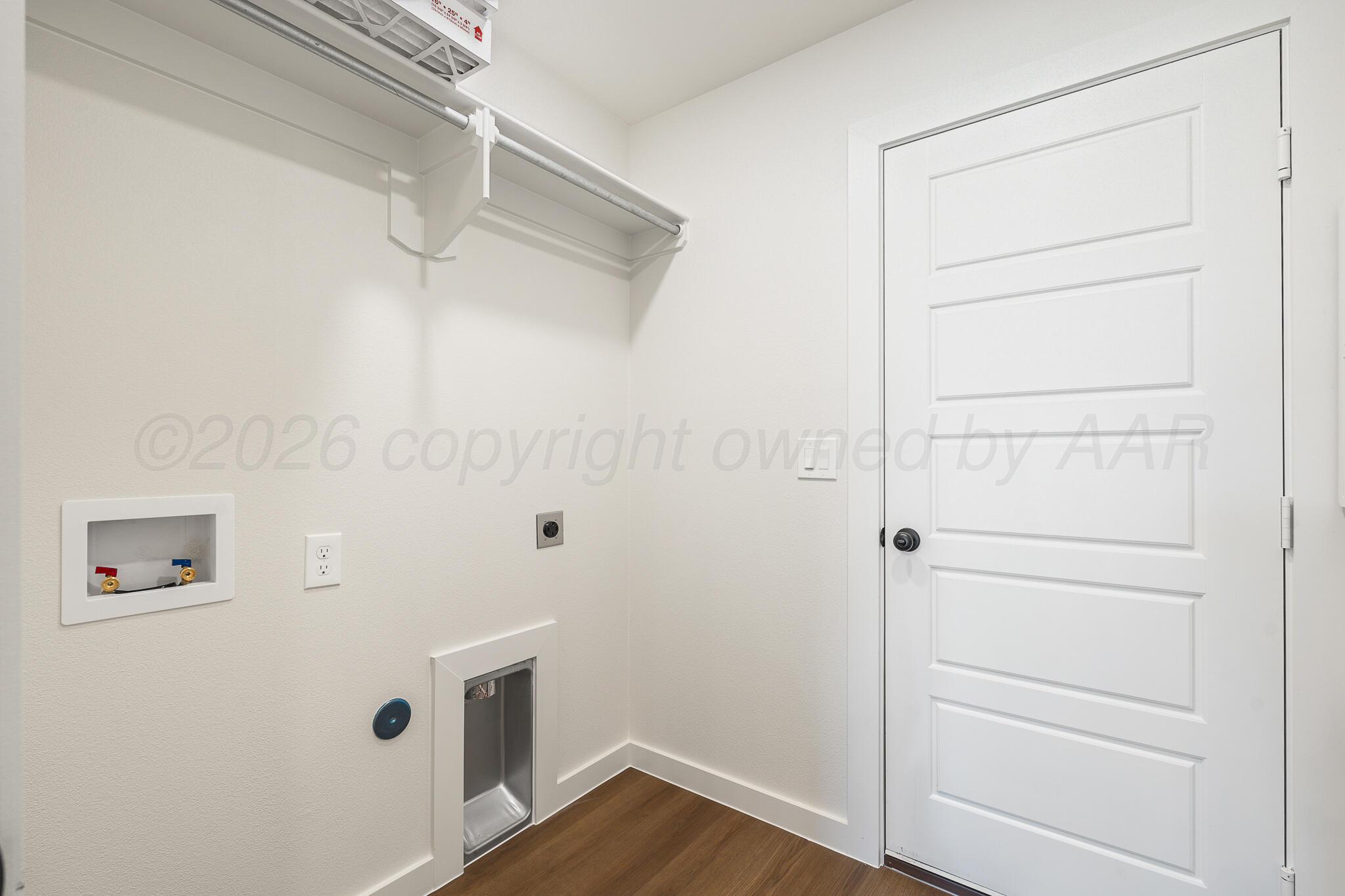 9106 Bunkhouse Road Property Photo 27
