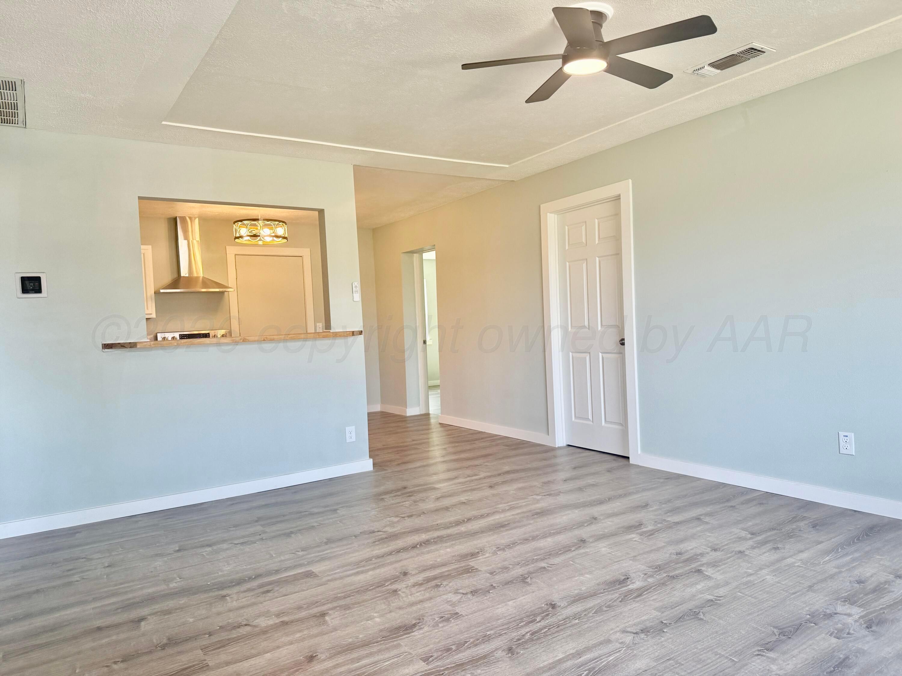 401 ELM Avenue Property Photo 1