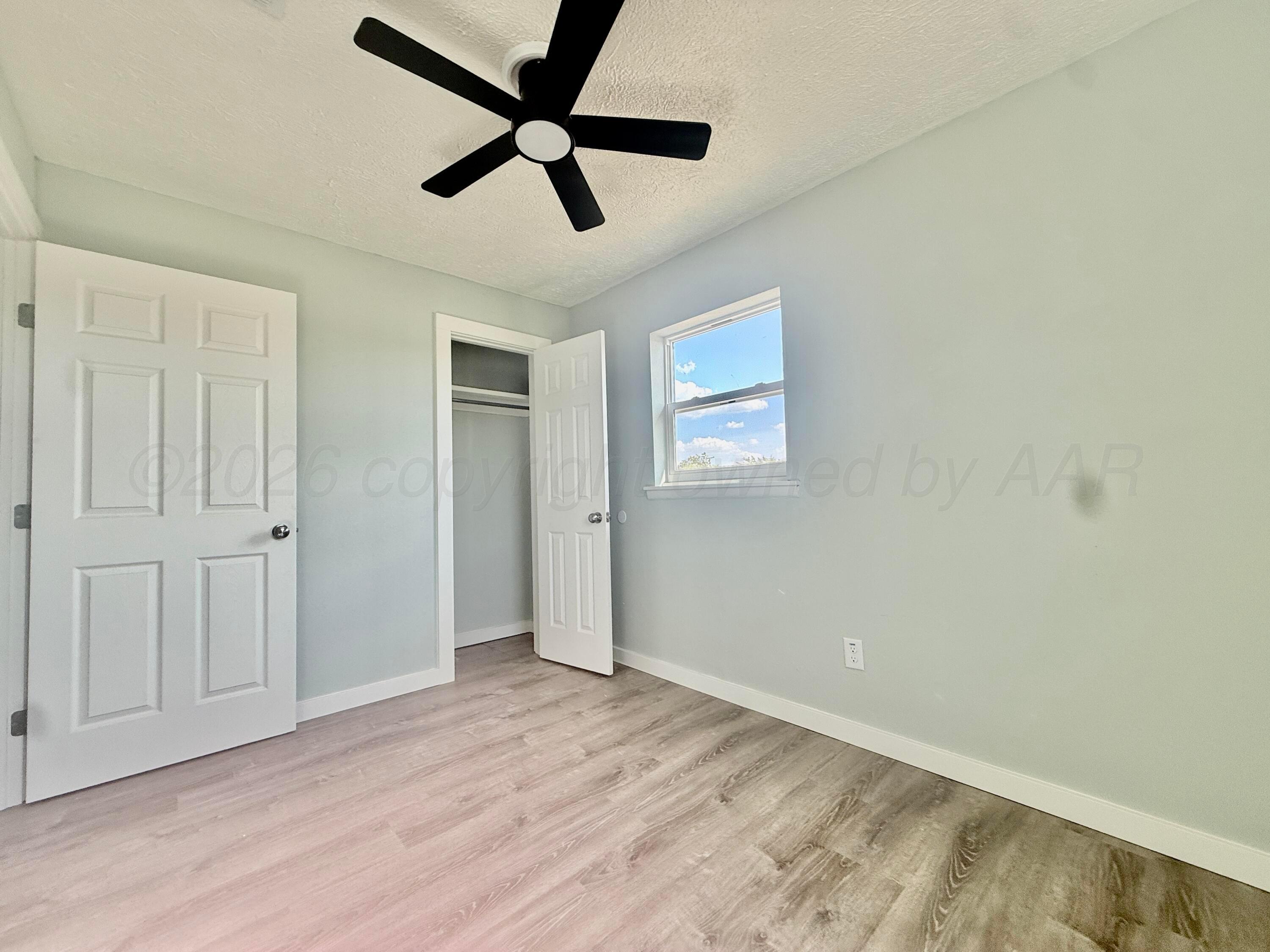 401 Elm Avenue Property Photo 8
