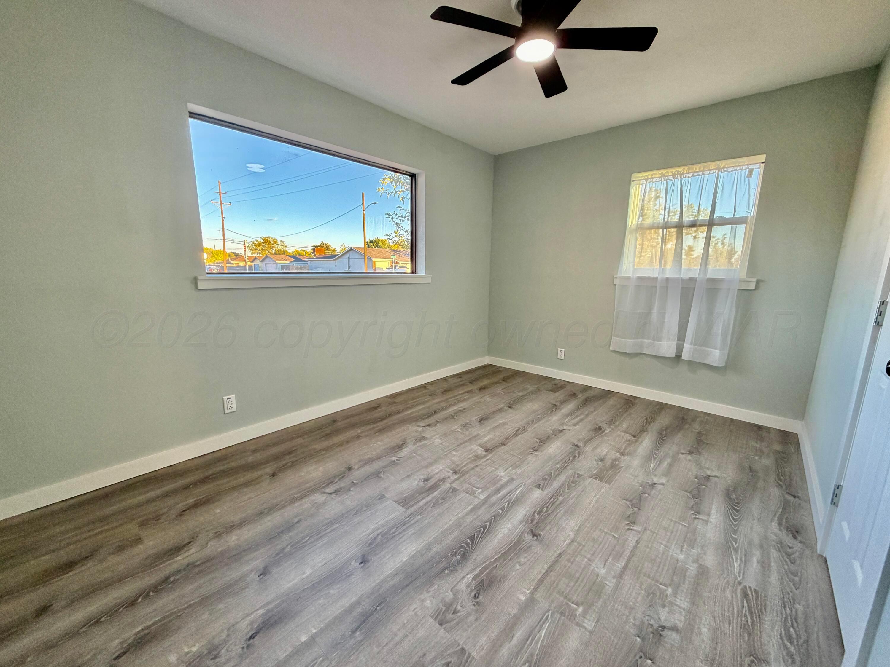 401 Elm Avenue Property Photo 11