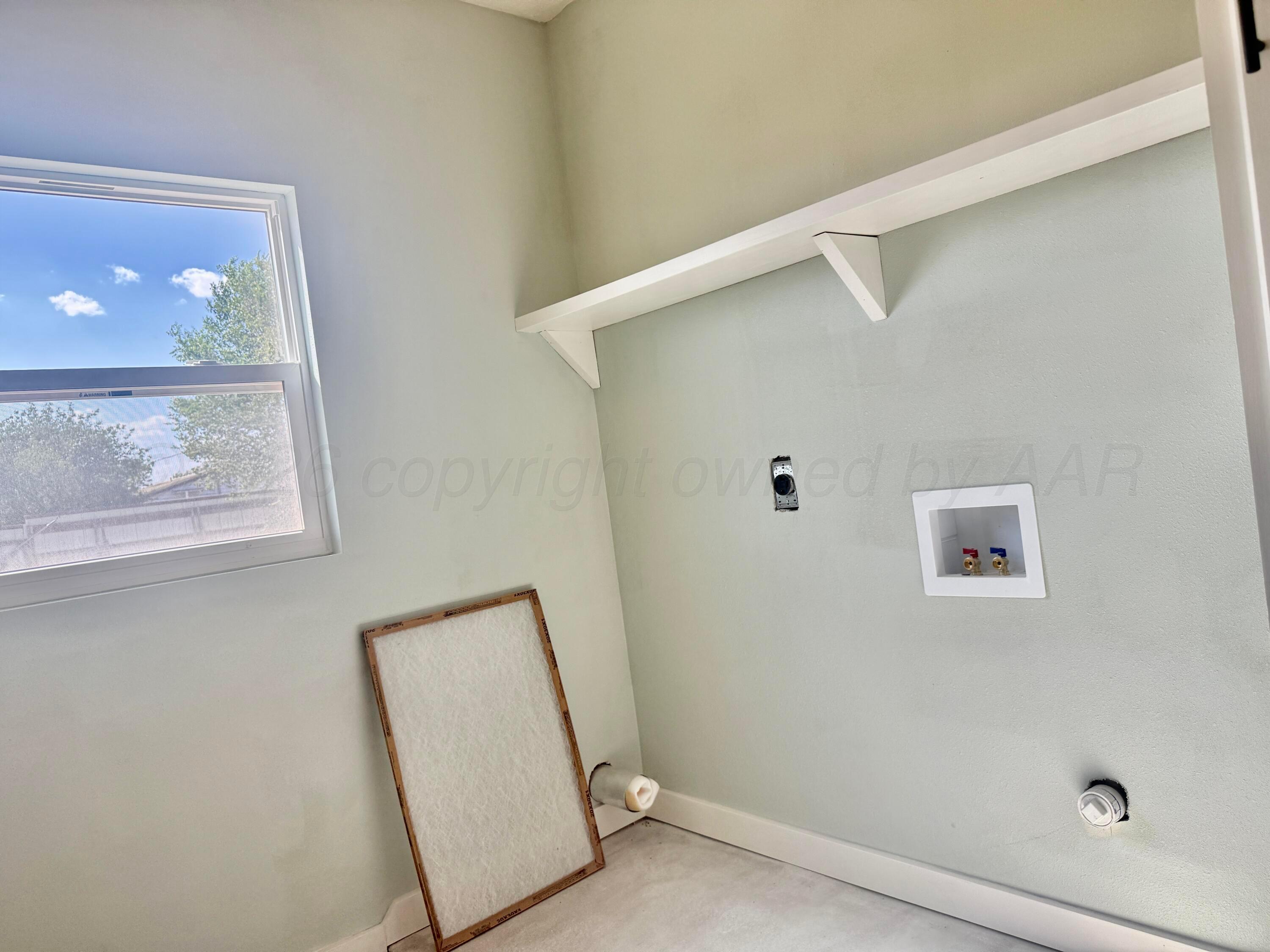 401 Elm Avenue Property Photo 13