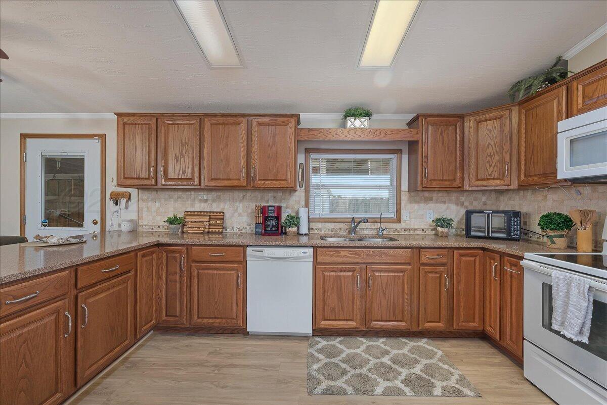 8910 Adair Drive Property Photo 42