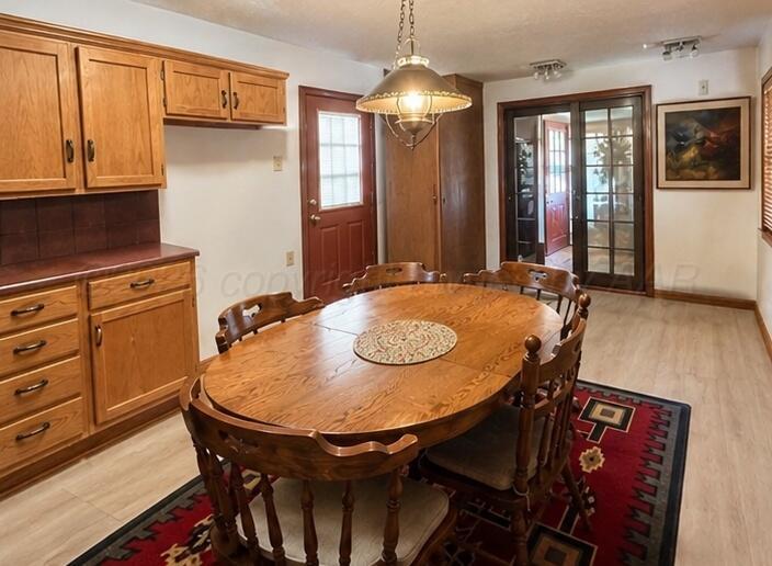 610 8th Street Property Photo 2