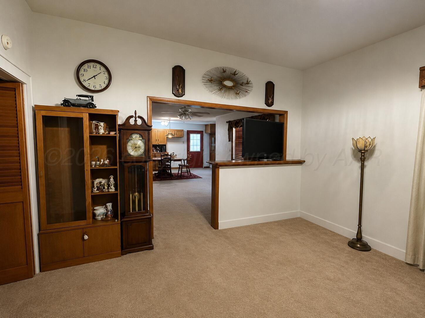 610 8th Street Property Photo 5