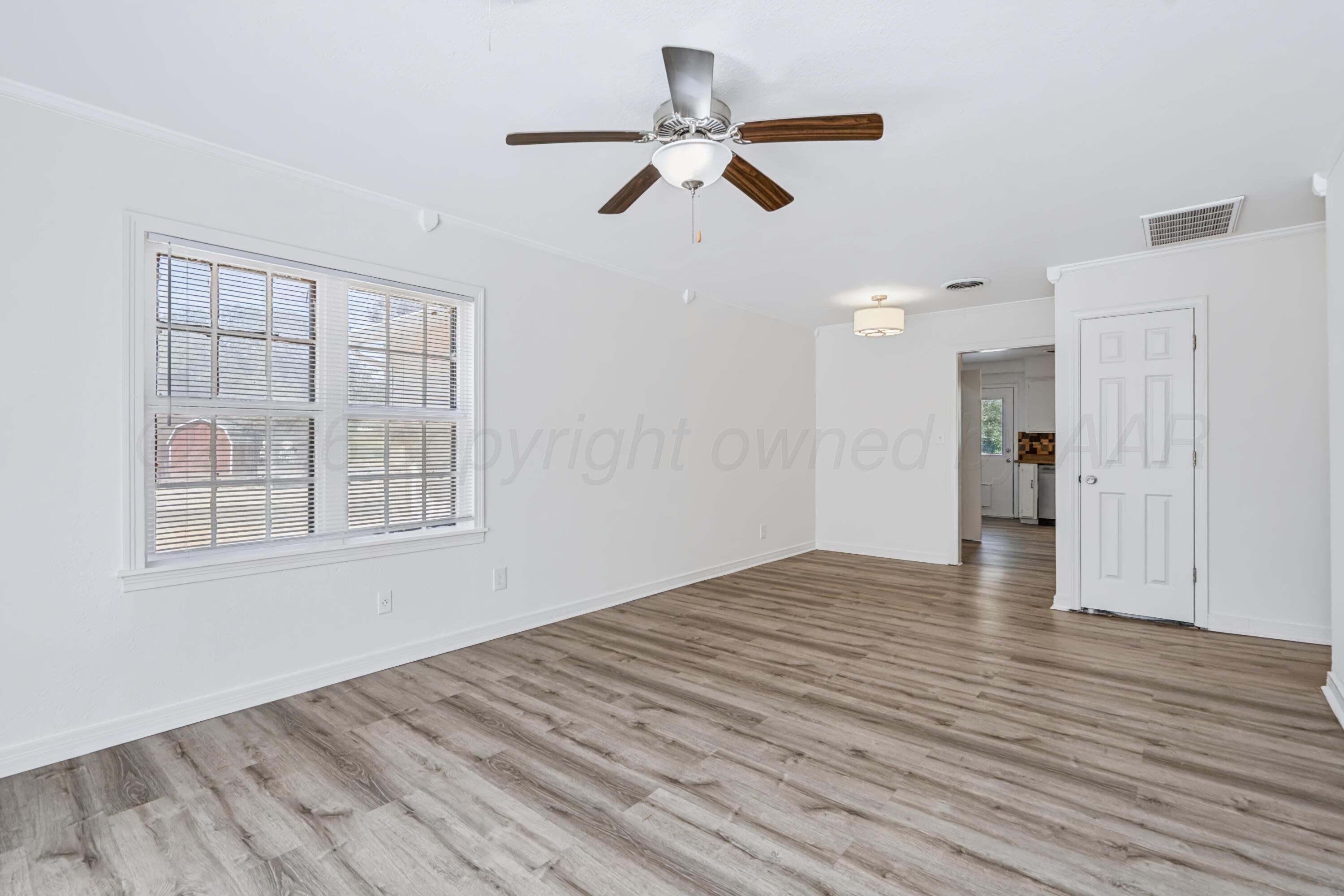 4420 Sw 9th Avenue Property Photo 4