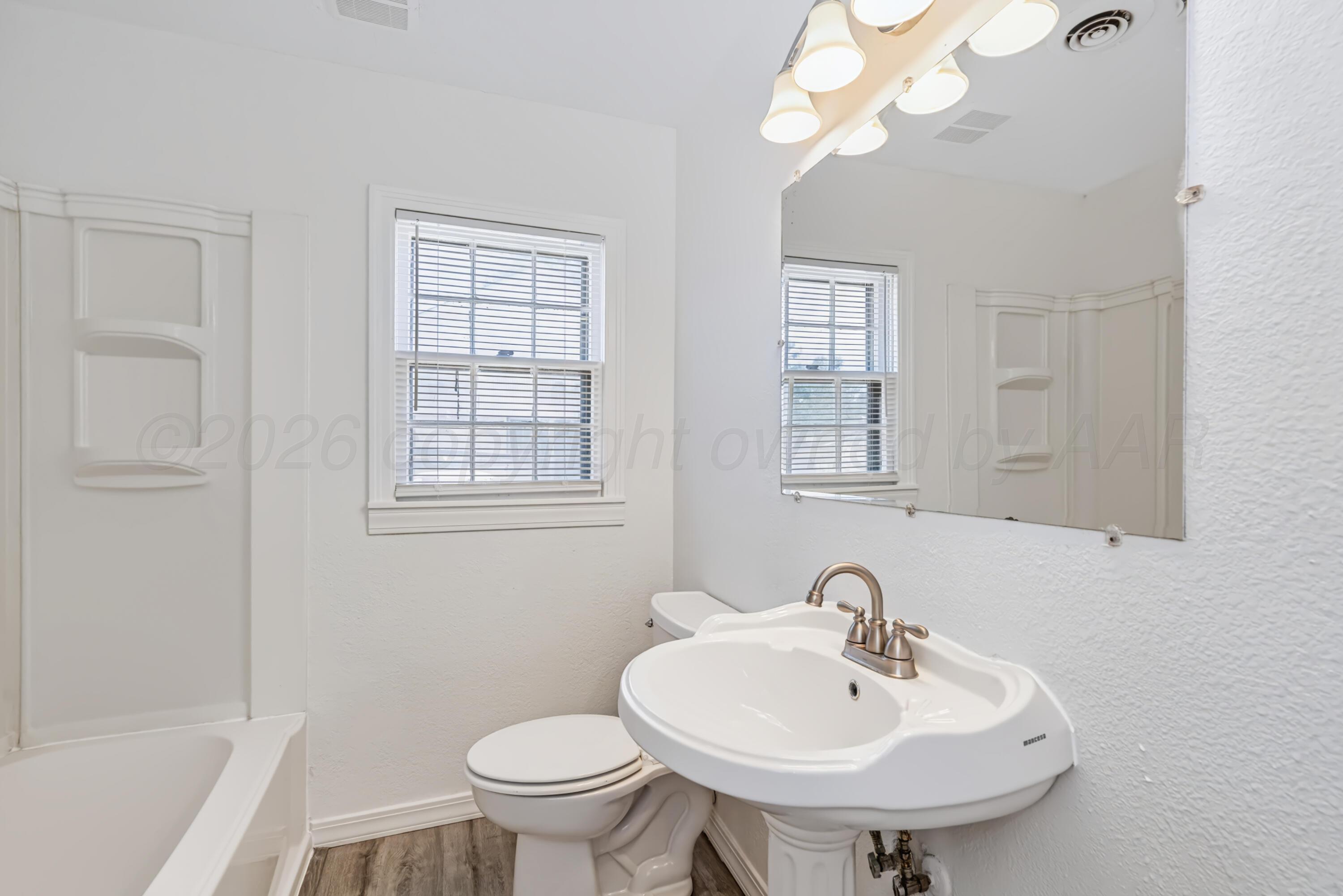 4420 Sw 9th Avenue Property Photo 17