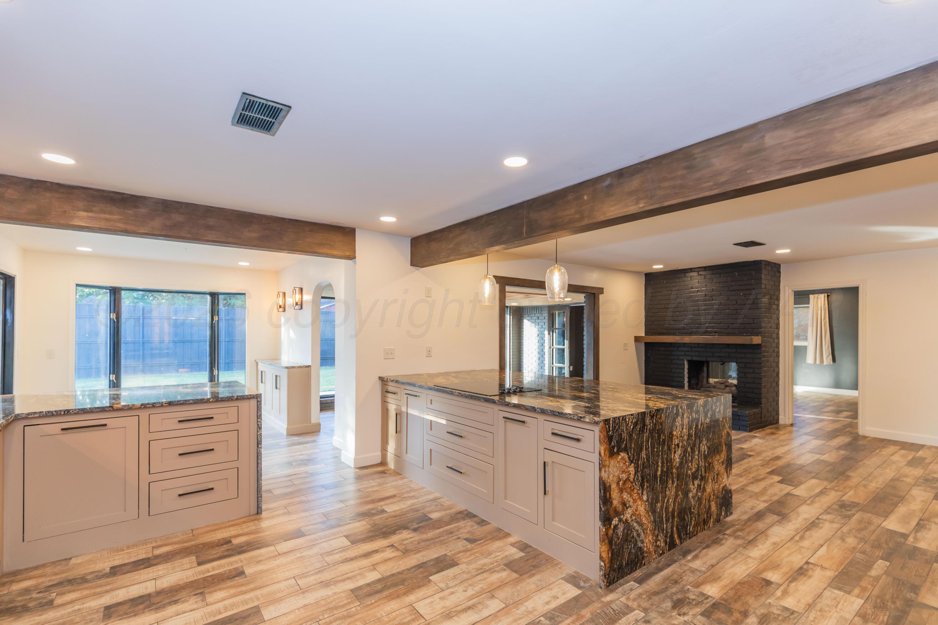 6117 Gainsborough Road Property Photo 4