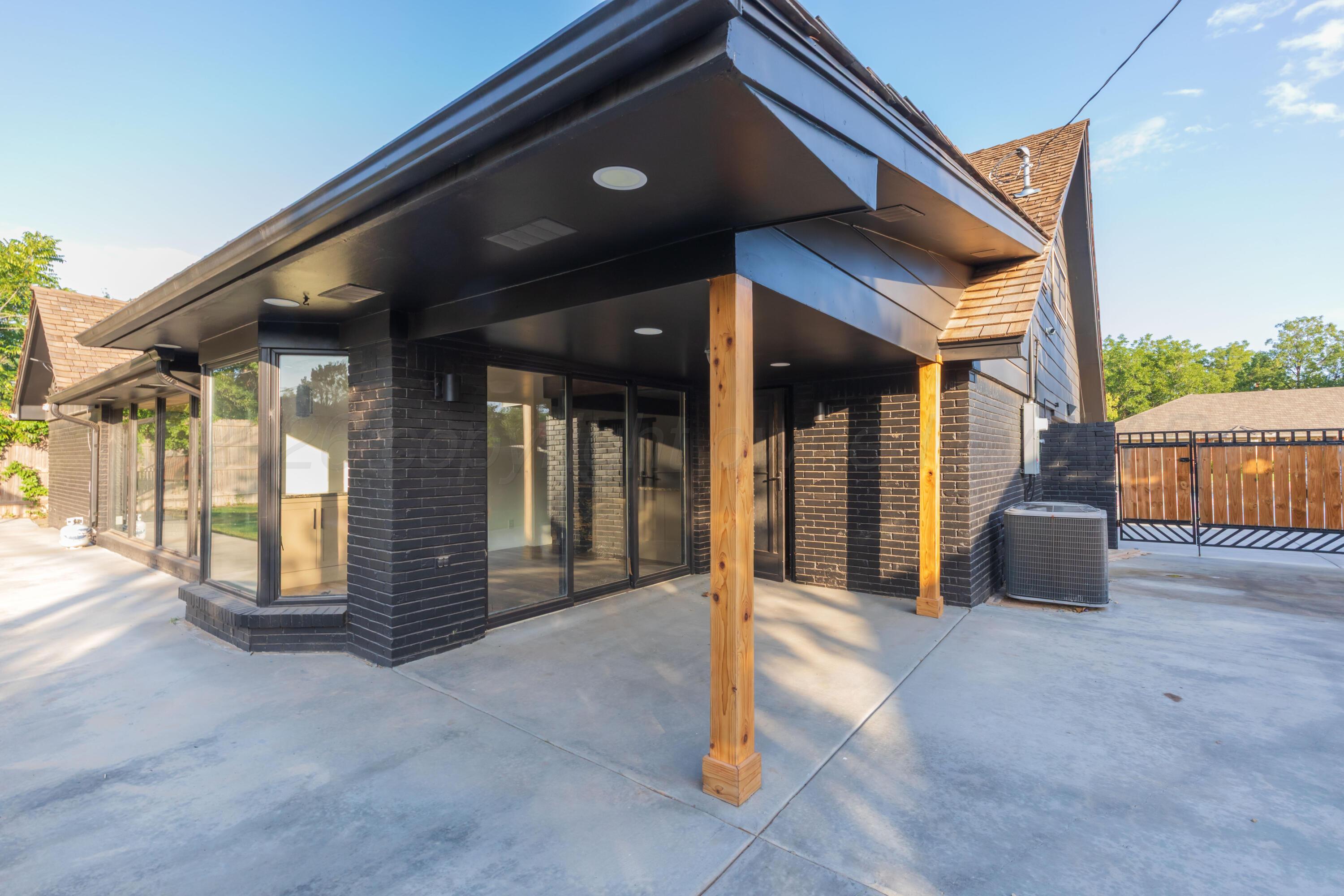 6117 Gainsborough Road Property Photo 17