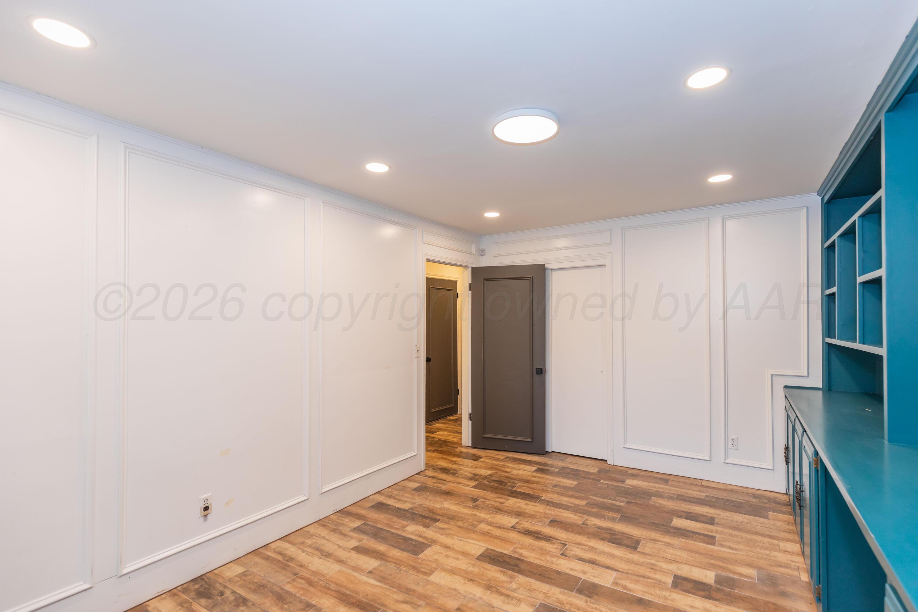 6117 Gainsborough Road Property Photo 48
