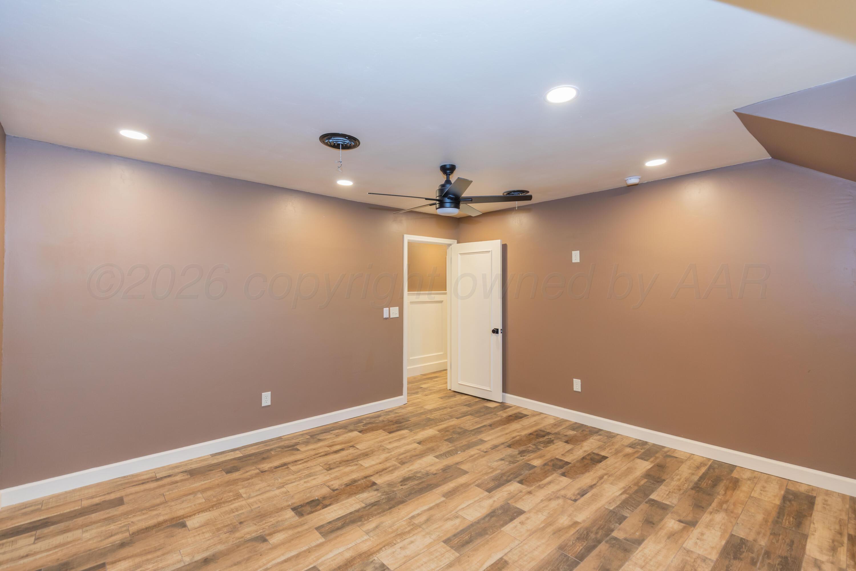 6117 Gainsborough Road Property Photo 55