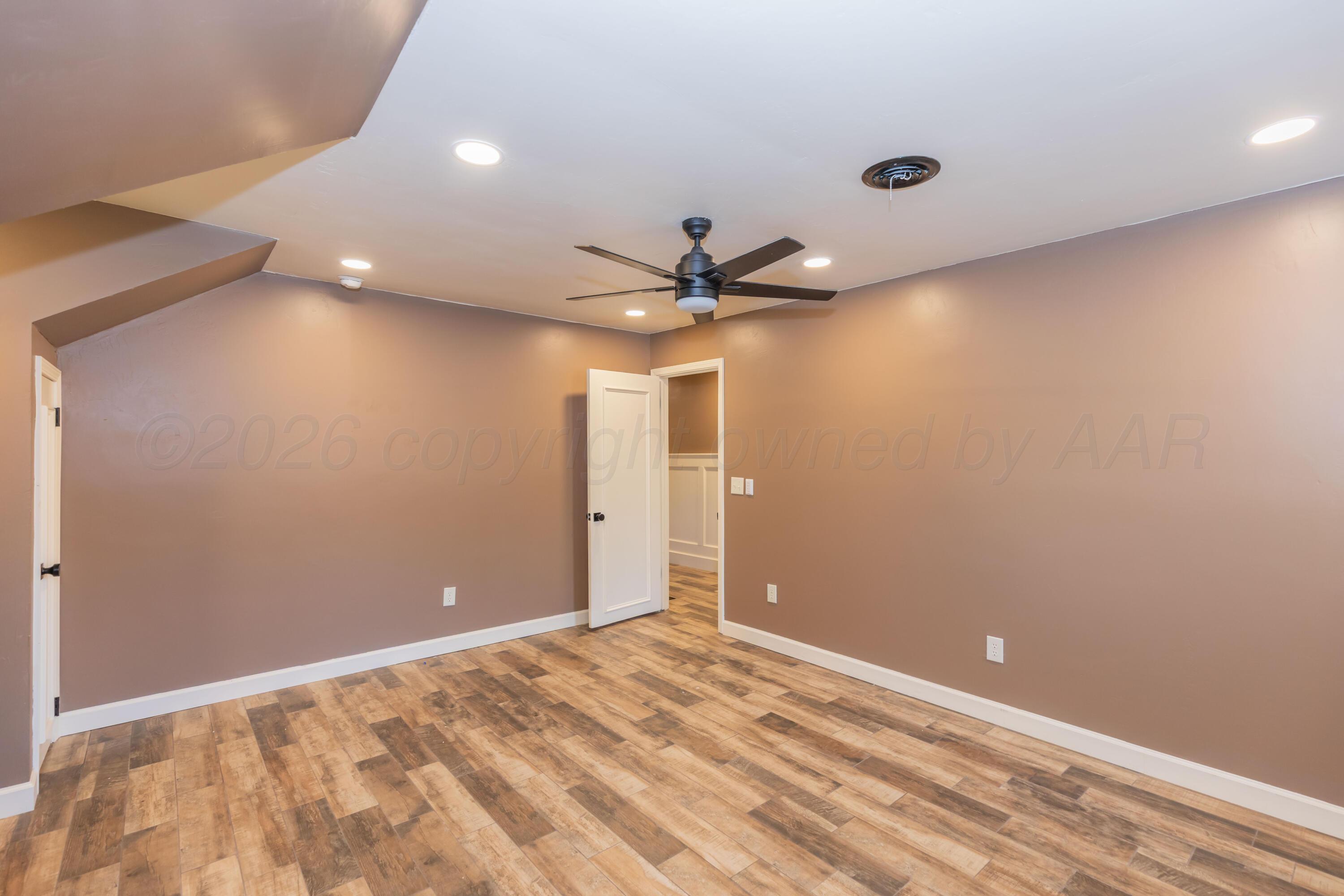 6117 Gainsborough Road Property Photo 58