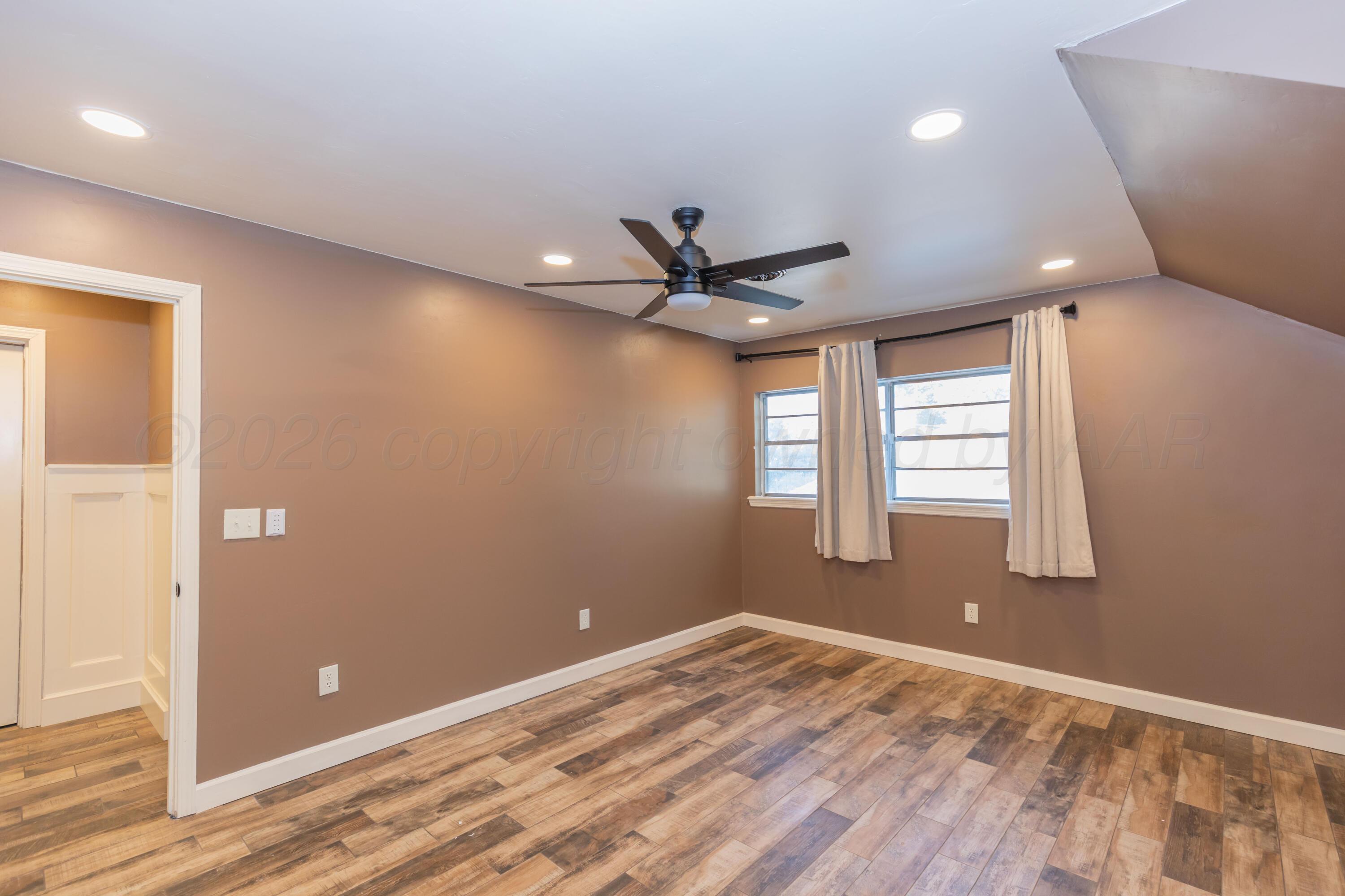 6117 Gainsborough Road Property Photo 59