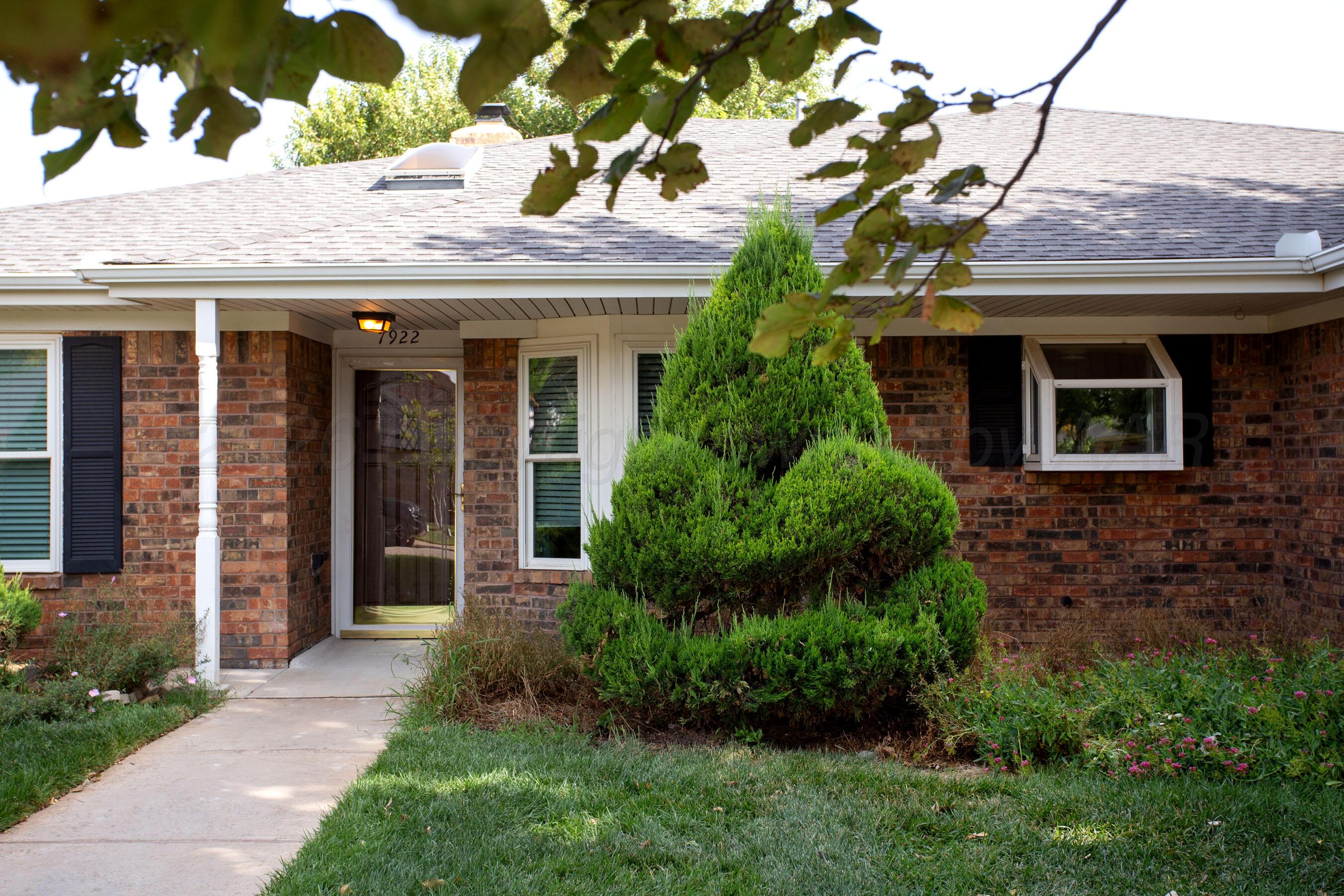 7922 Merchant Drive Property Photo 2