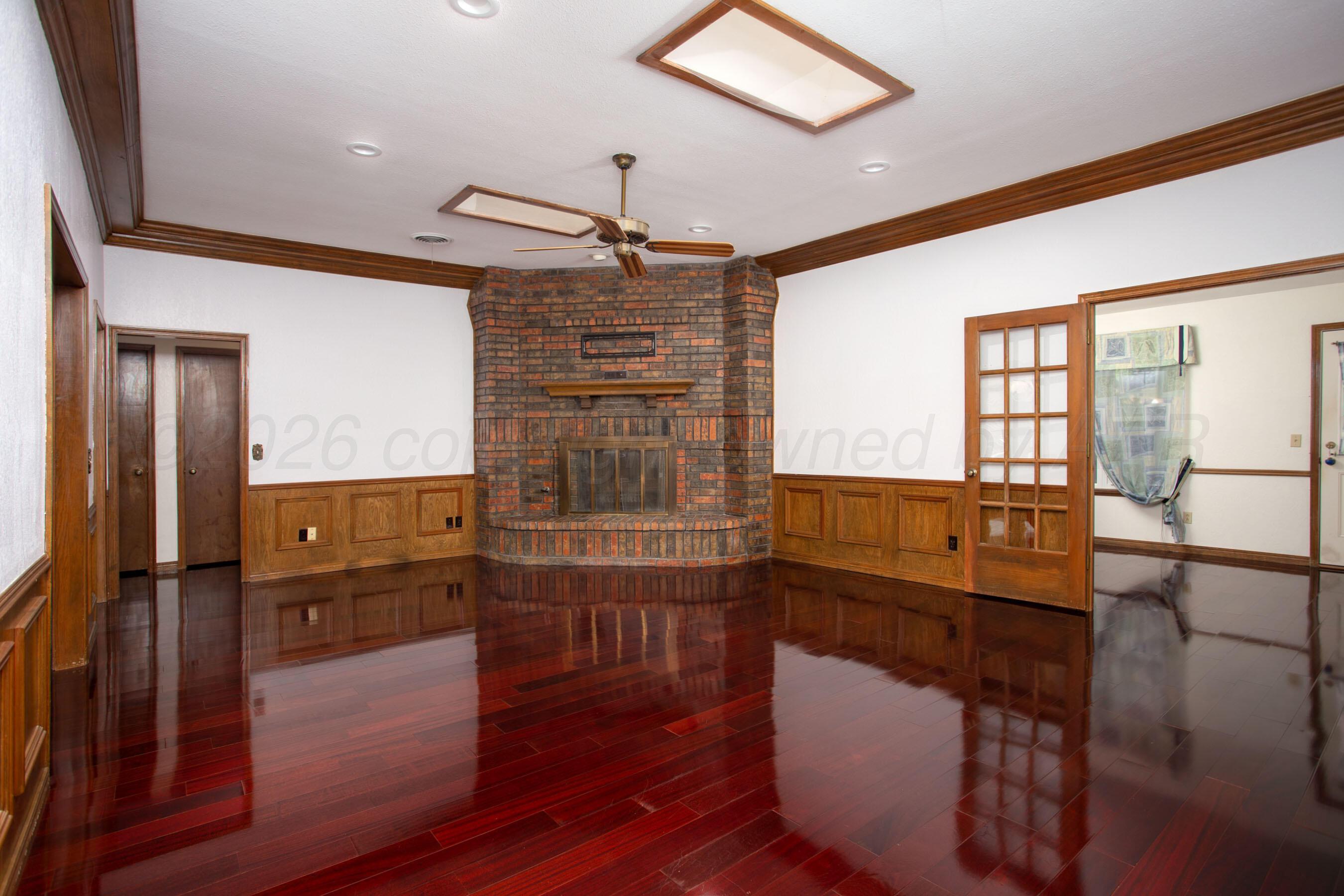 7922 Merchant Drive Property Photo 5