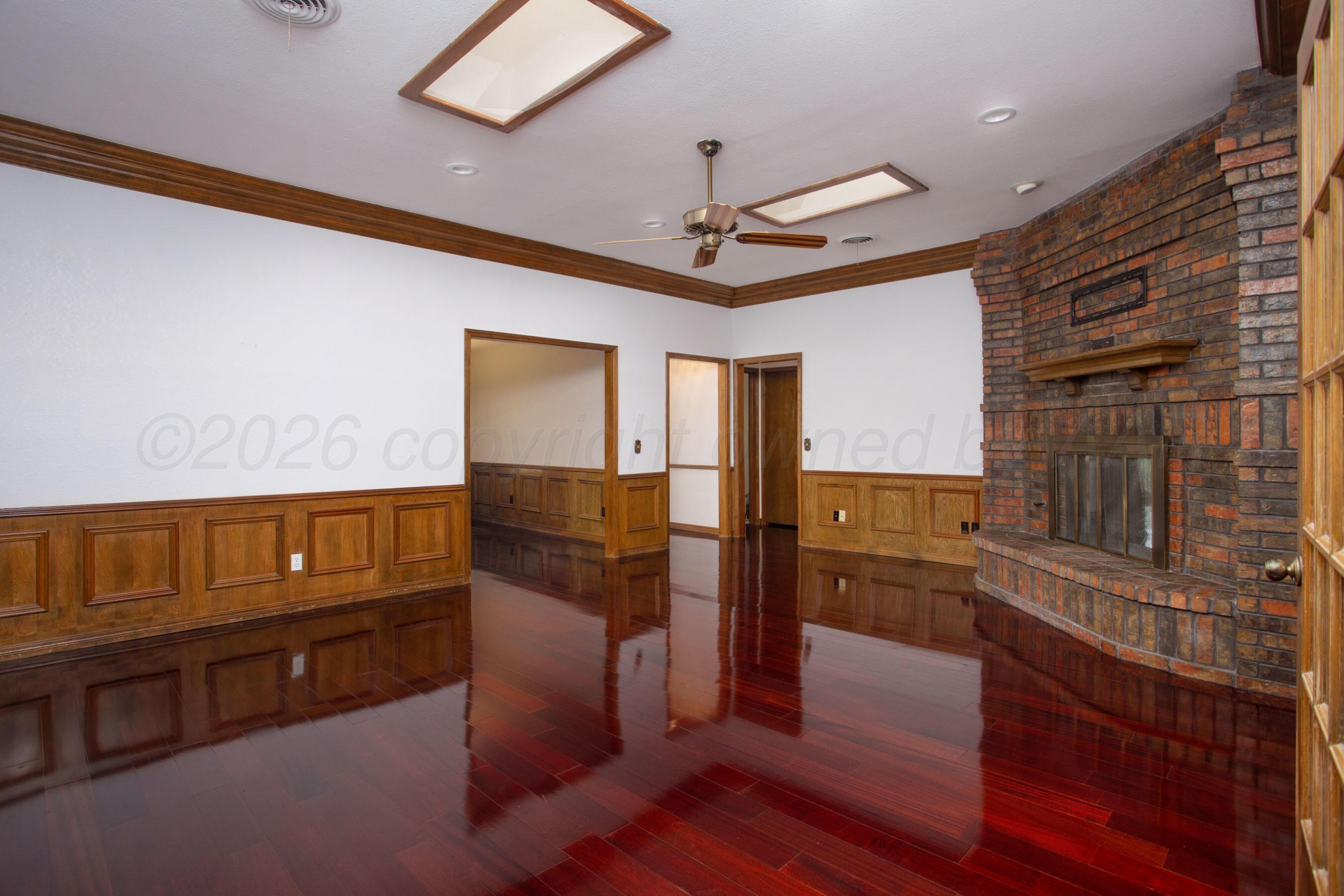 7922 Merchant Drive Property Photo 6