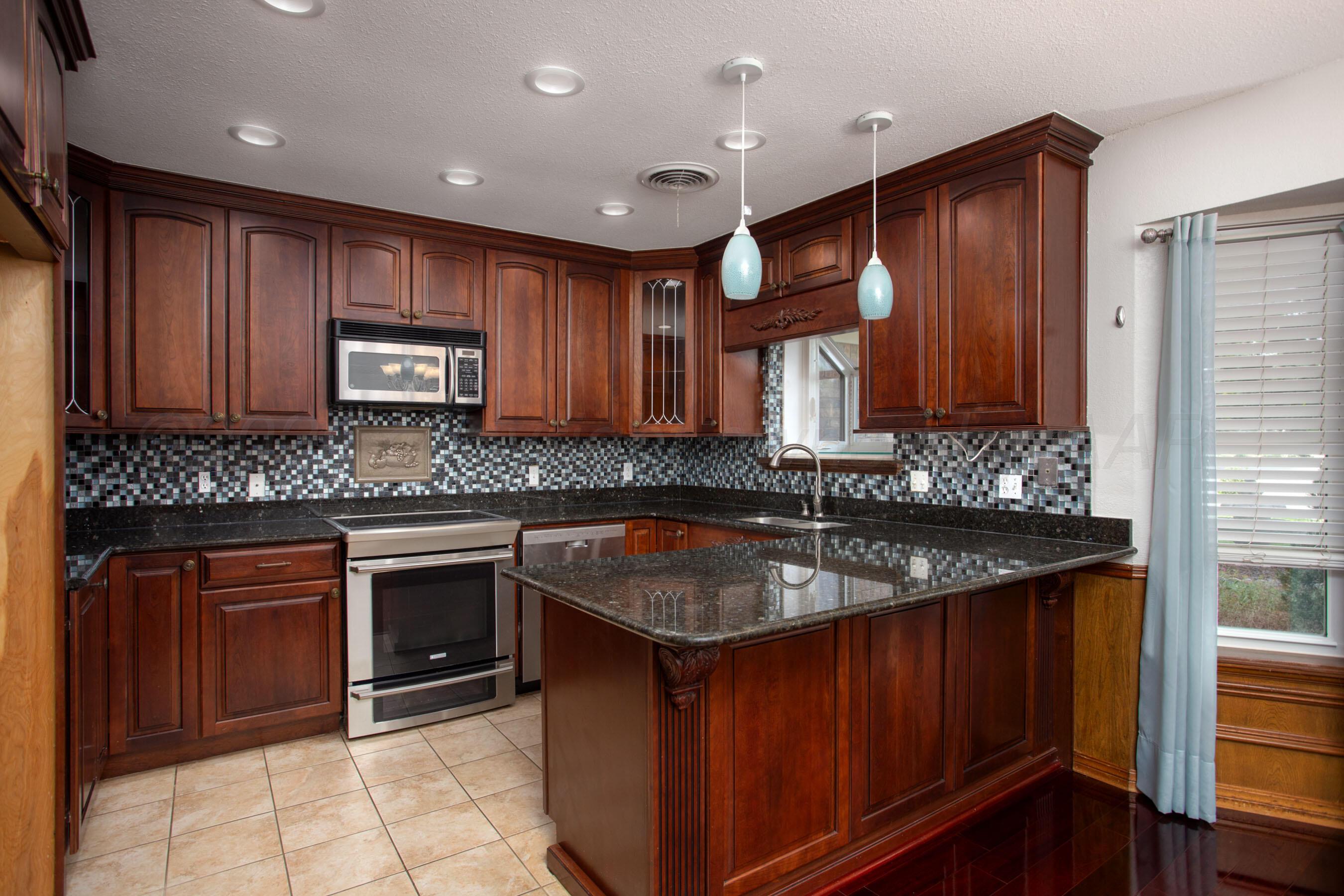 7922 Merchant Drive Property Photo 9