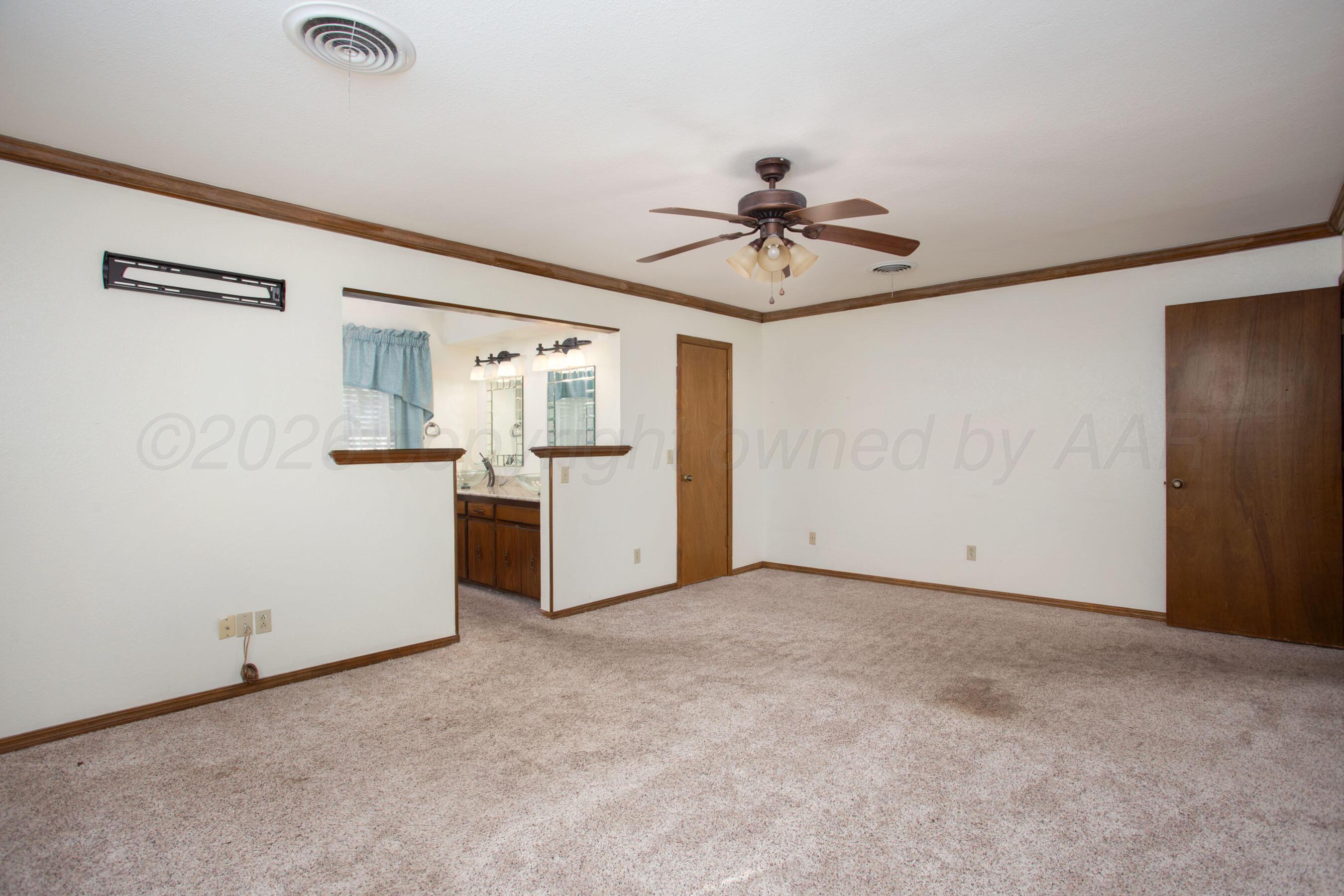 7922 Merchant Drive Property Photo 15