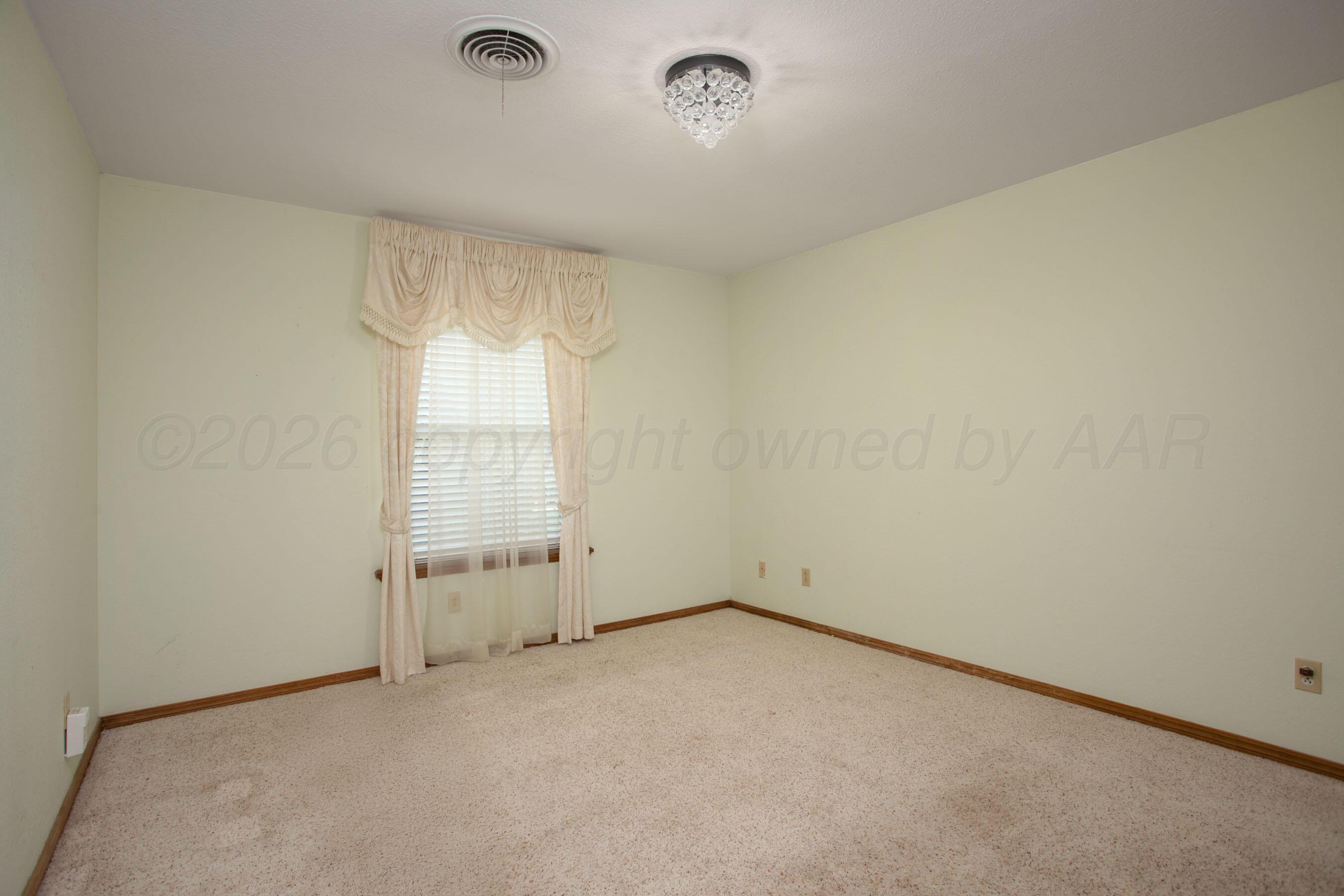 7922 Merchant Drive Property Photo 19