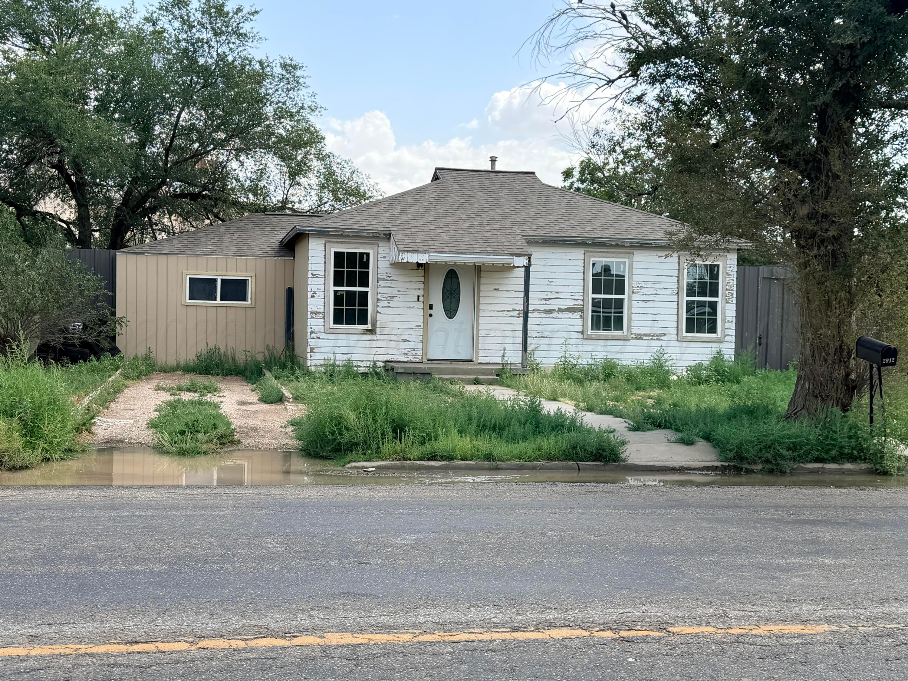 2912 RIDGEMERE Boulevard Property Photo 1