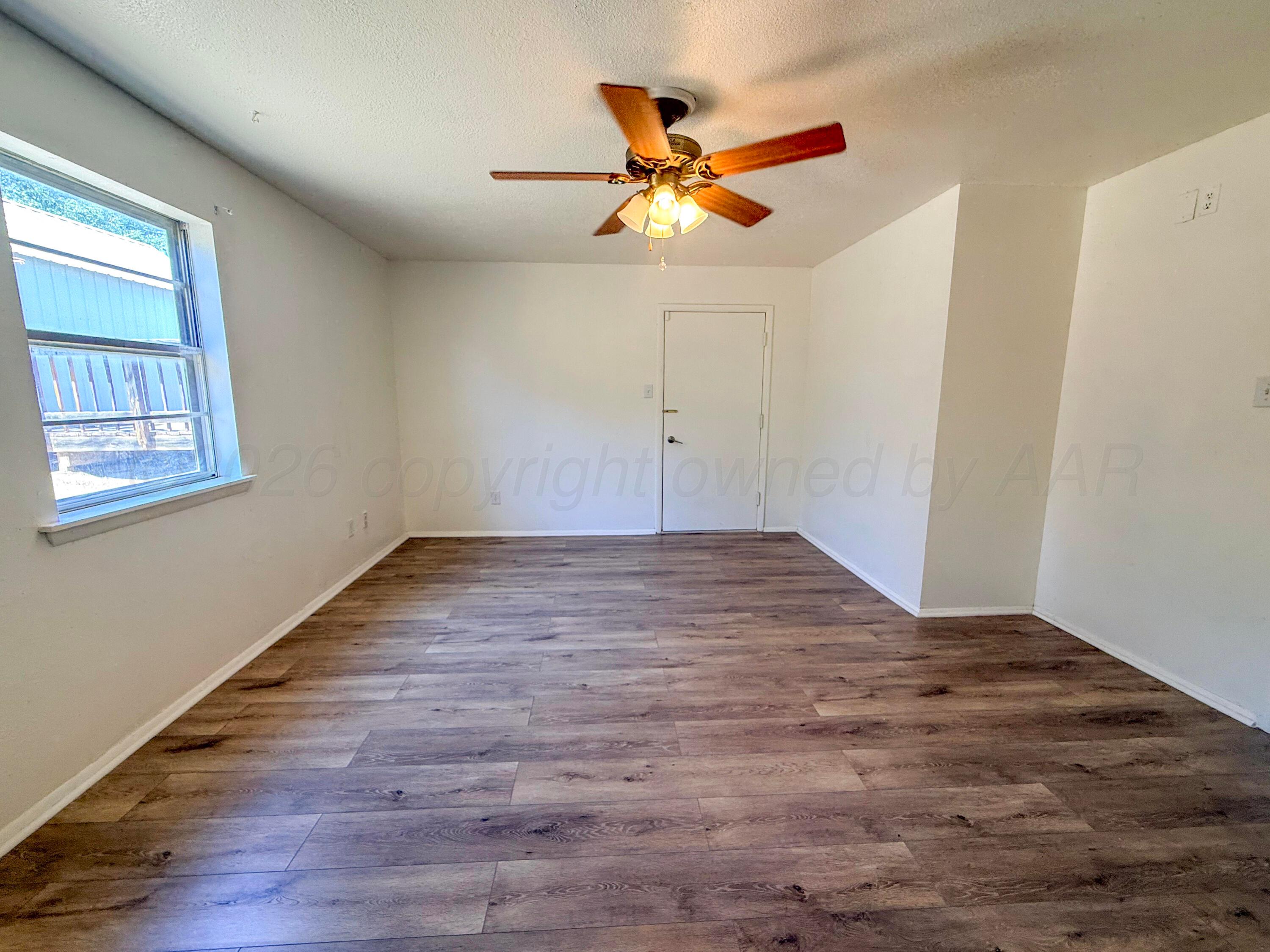 1439 N Dogwood Lane Property Photo 10