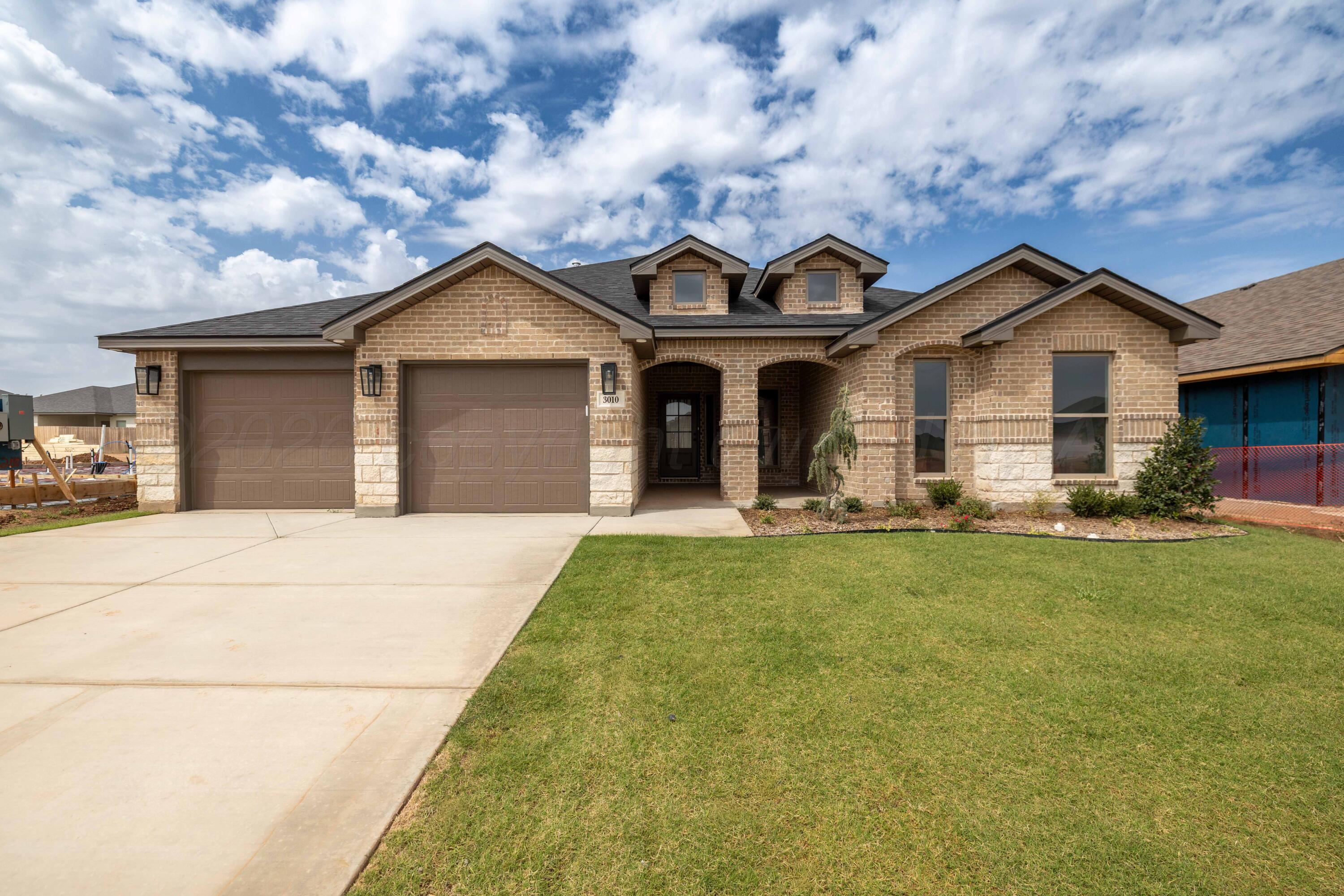 3010 Bluejay Road Property Photo 1