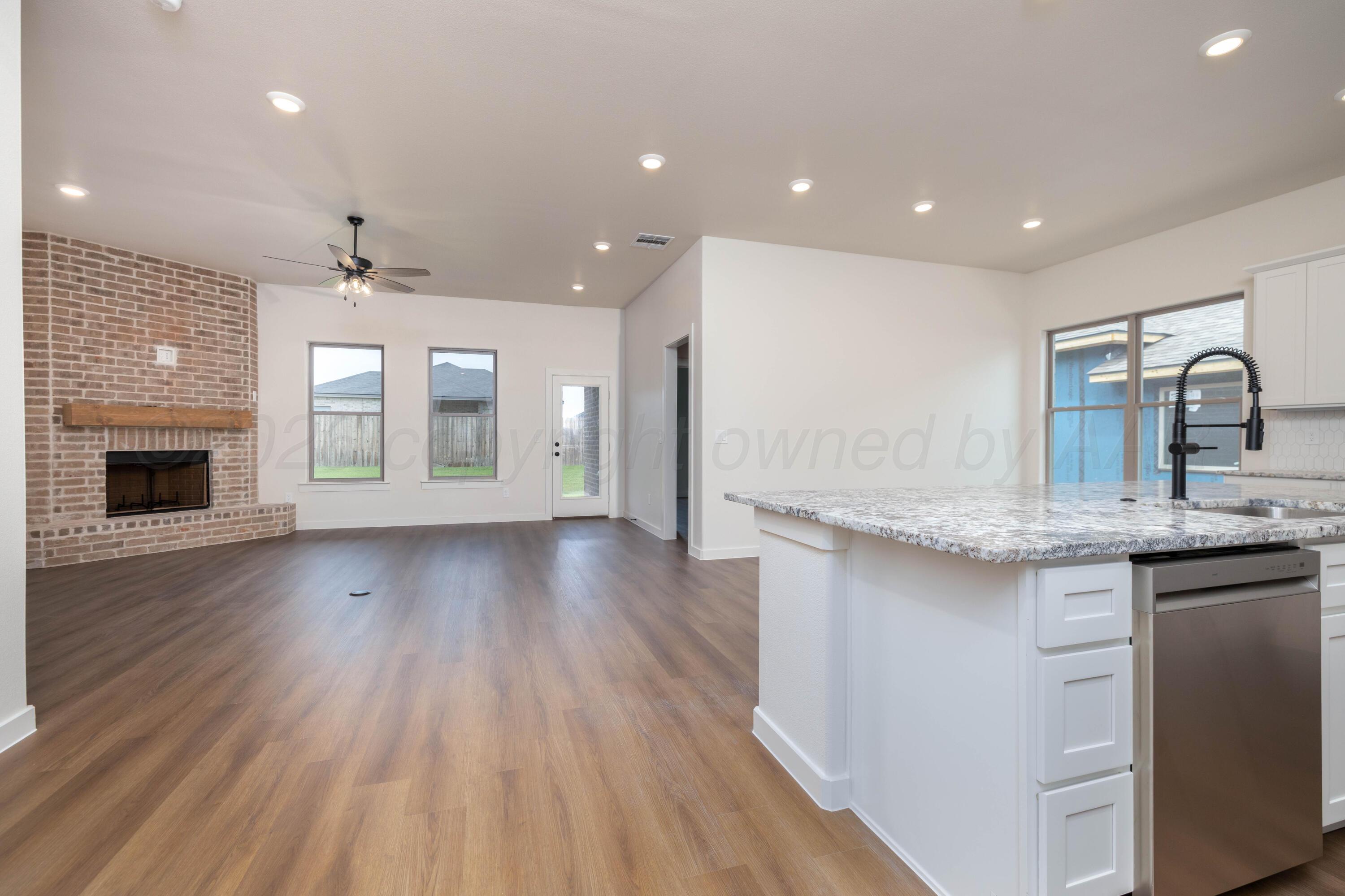 3010 Bluejay Road Property Photo 2